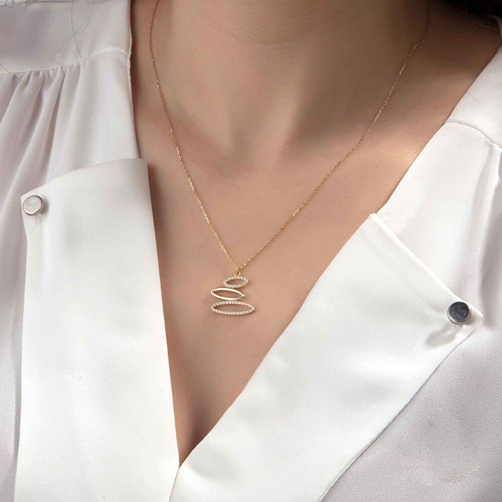 Altın Taş Detaylı Kolye