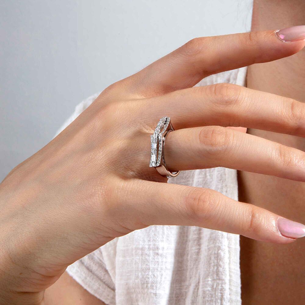 Pırlanta Baget Yüzük 0.37 Karat