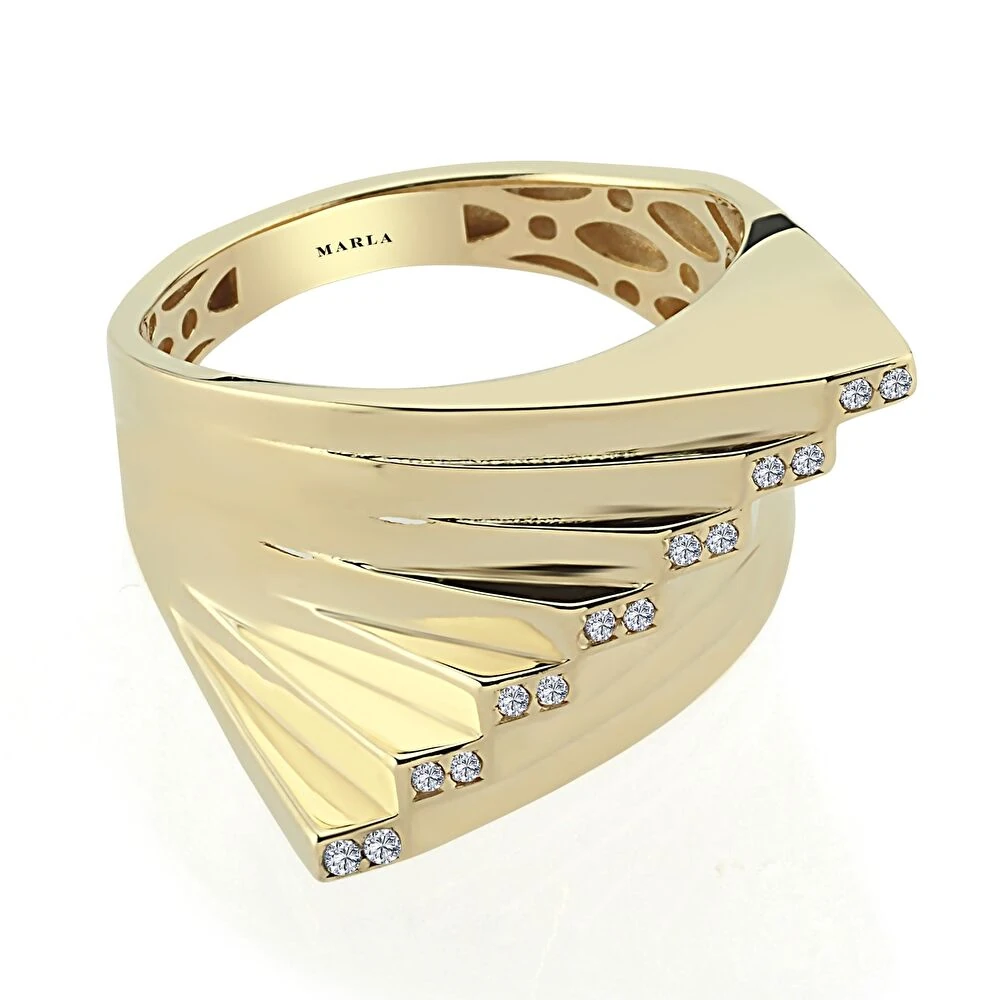 Taş Detaylı Altın Yüzük