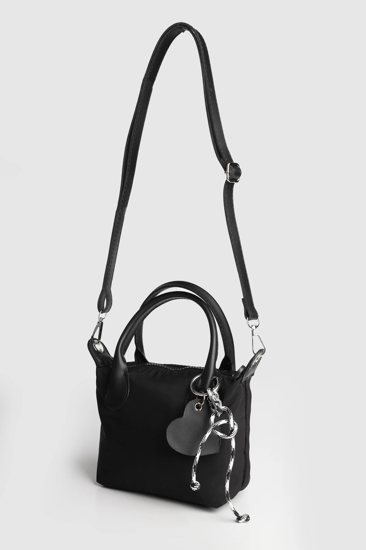 Lagraccio Paris Kadın Baybo Charmlı Paraşüt Çanta - Siyah