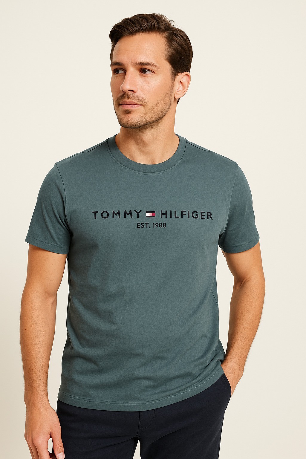 Tommy  Bisiklet Yaka Nakışlı T-Shirt Petrol Yeşili