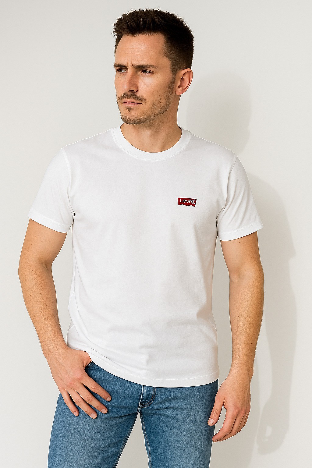 Leviss Bisiklet Yaka Pamuk Penye Nakışlı Tshirt Beyaz