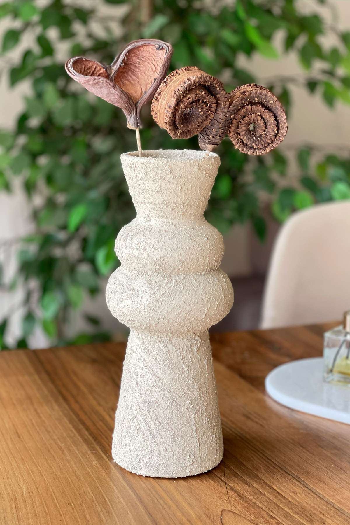 Dokulu Boru Vazo Kırık Beyaz