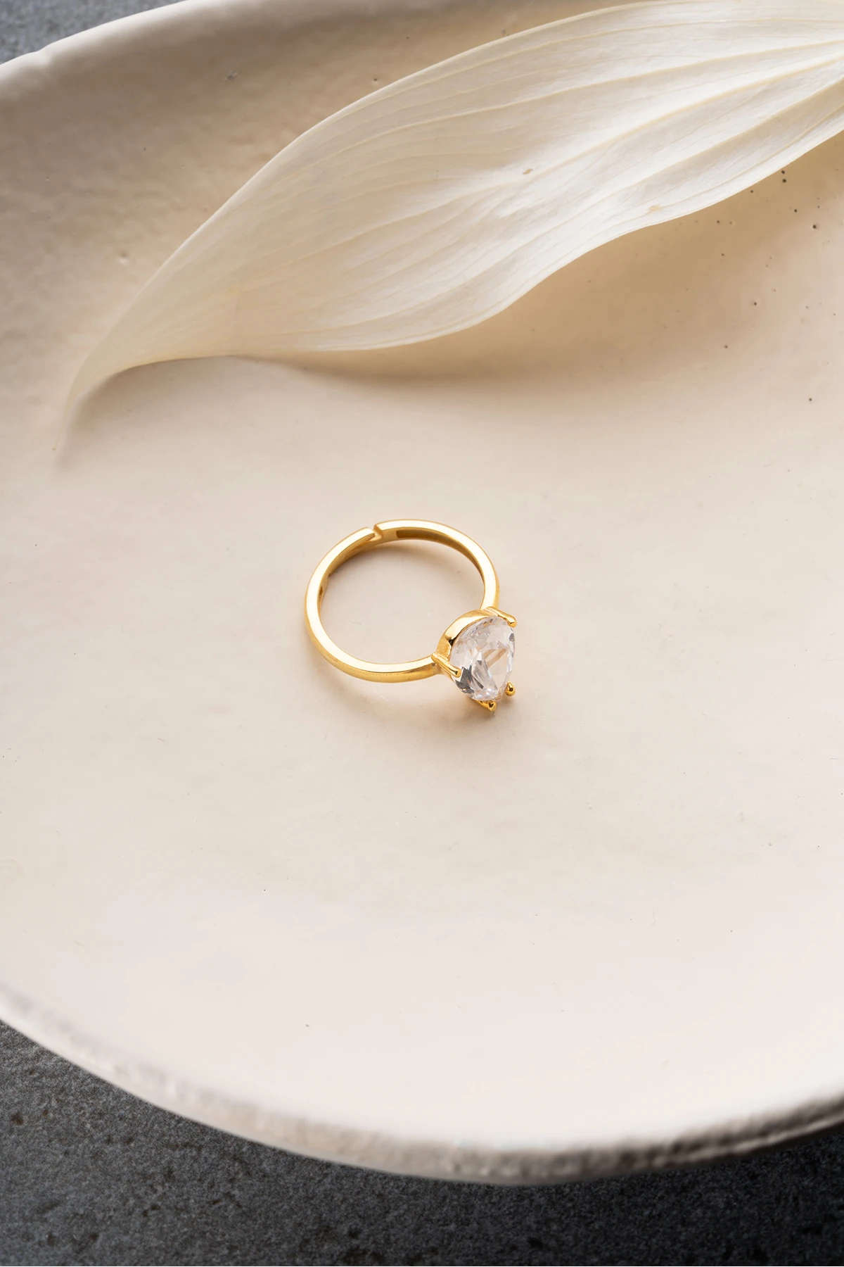 Gümüş Ayarlanabilir Damla Taş Yüzük