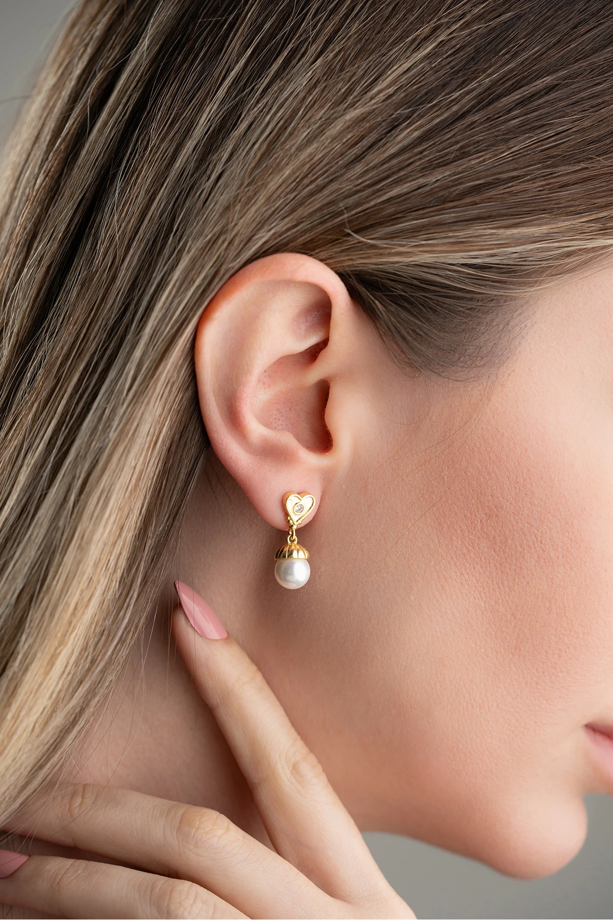 Gümüş incili Kalpli Gold Küpe