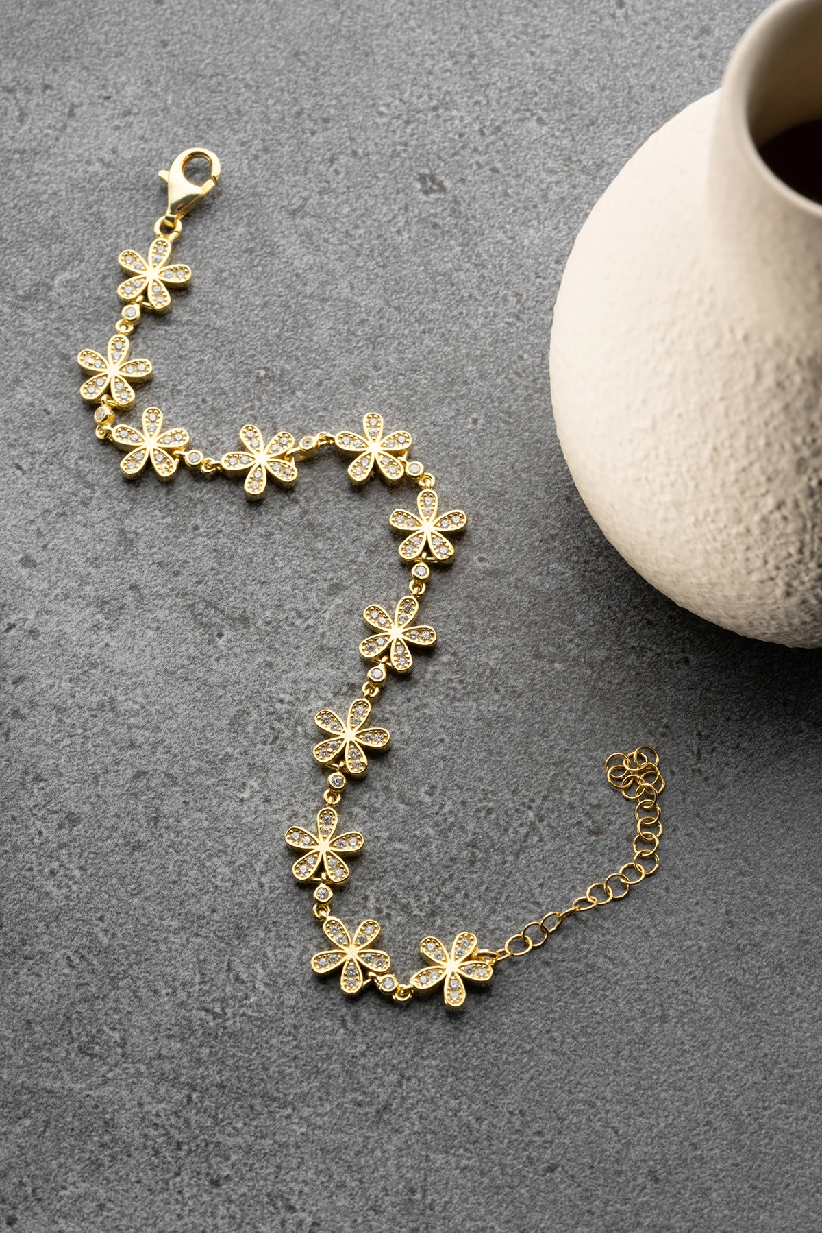 Gümüş Zirkon Taşlı Papatya Bileklik