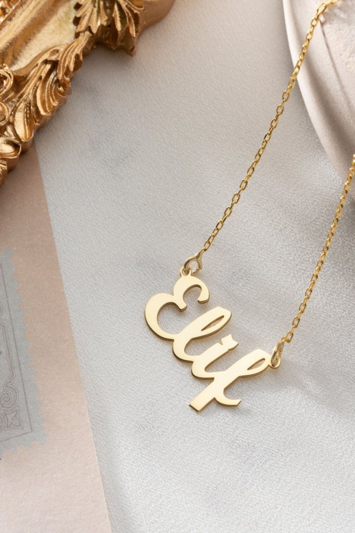 Gümüş Kişiye Özel Isimli Kolye