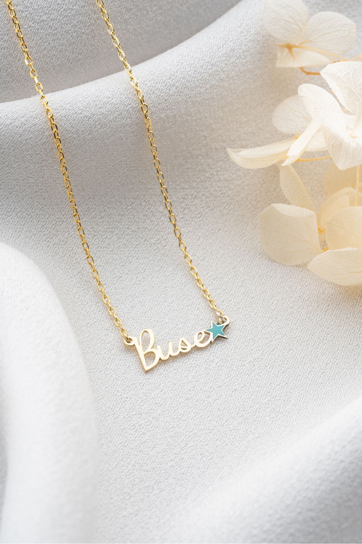 Gümüş İsimli Yıldız Kolye