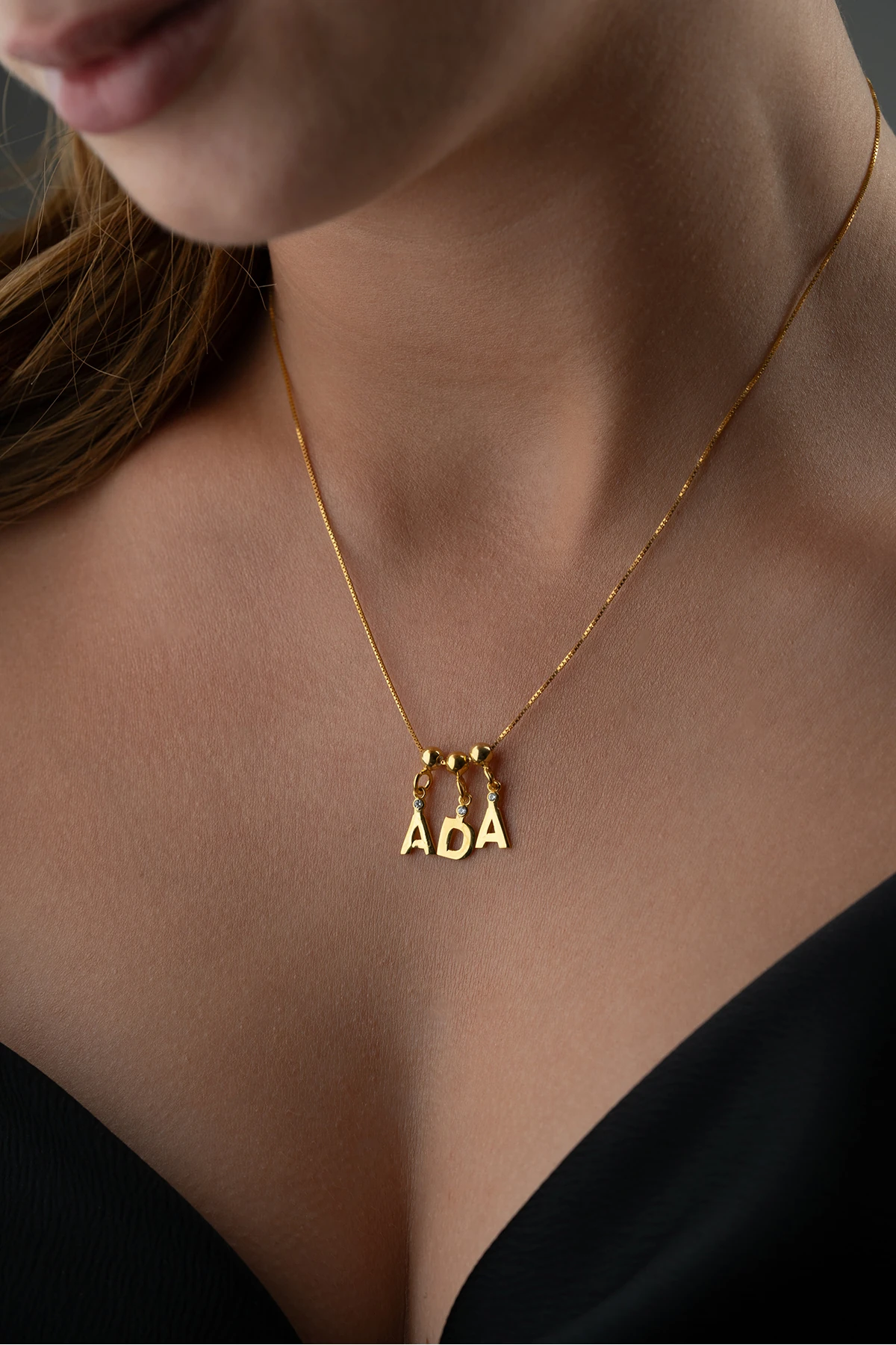 Gümüş Kişiye Özel Taşlı İsim Kolye