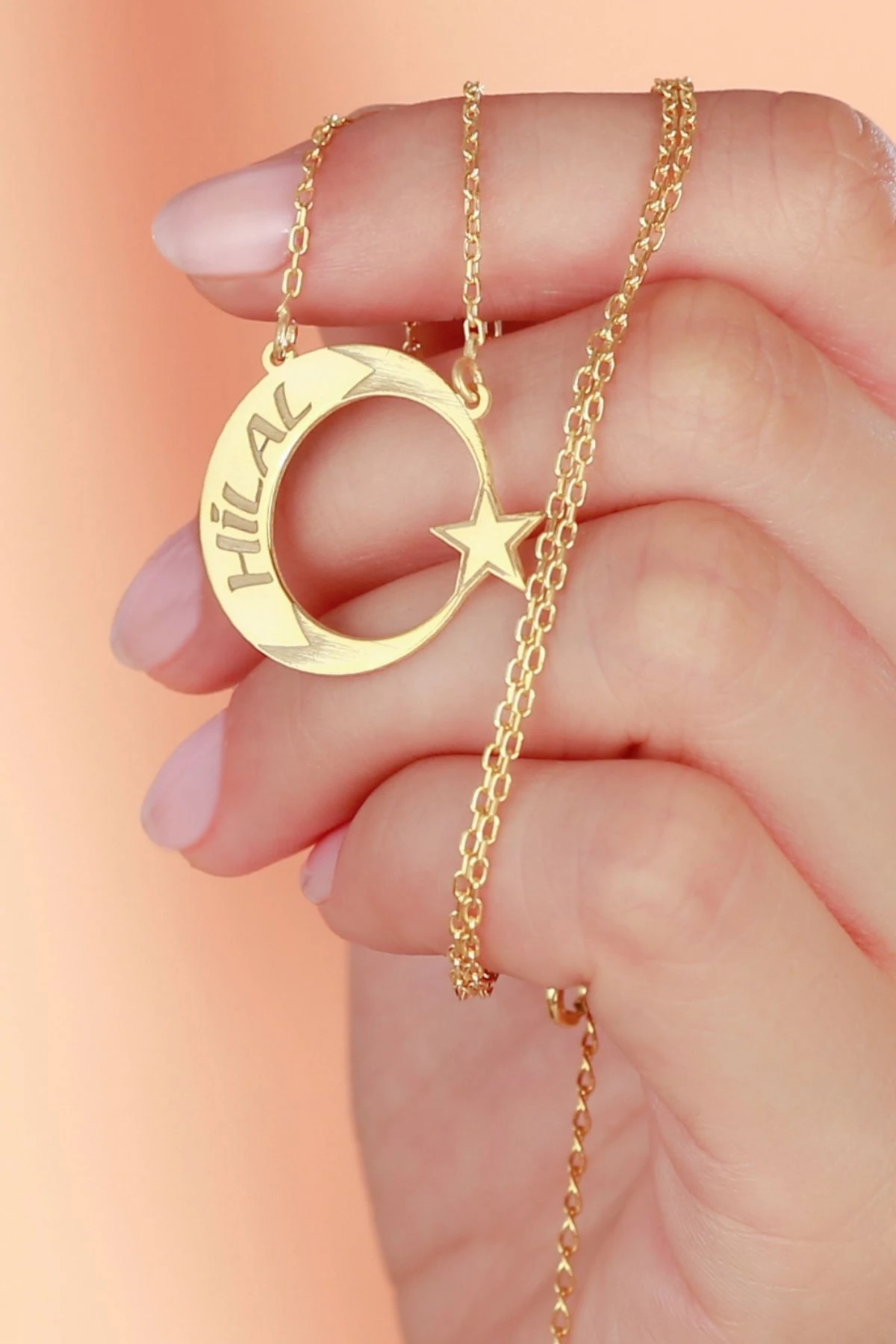 Gümüş Isimli Motifli Ay Yıldız Kolye