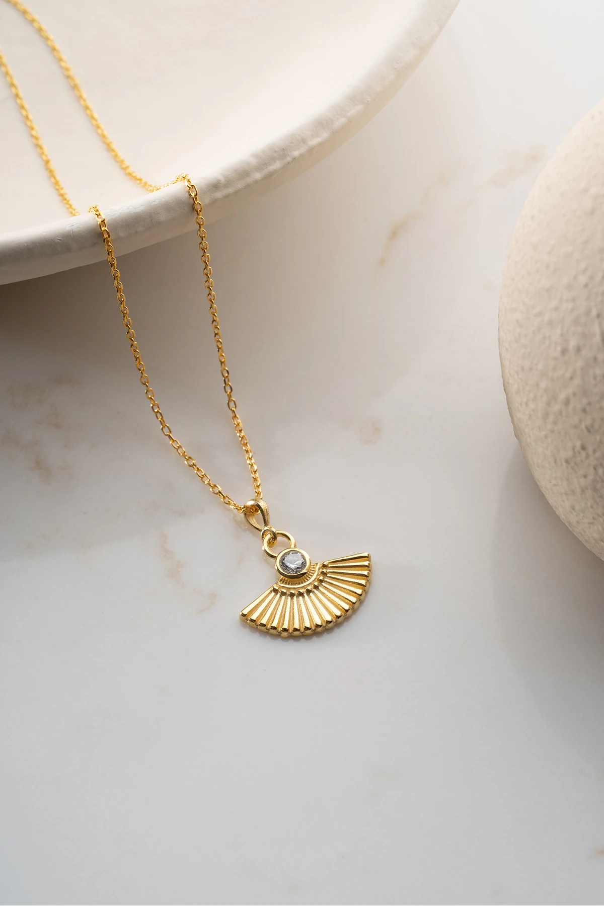 Gümüş Yelpaze Model Kolye