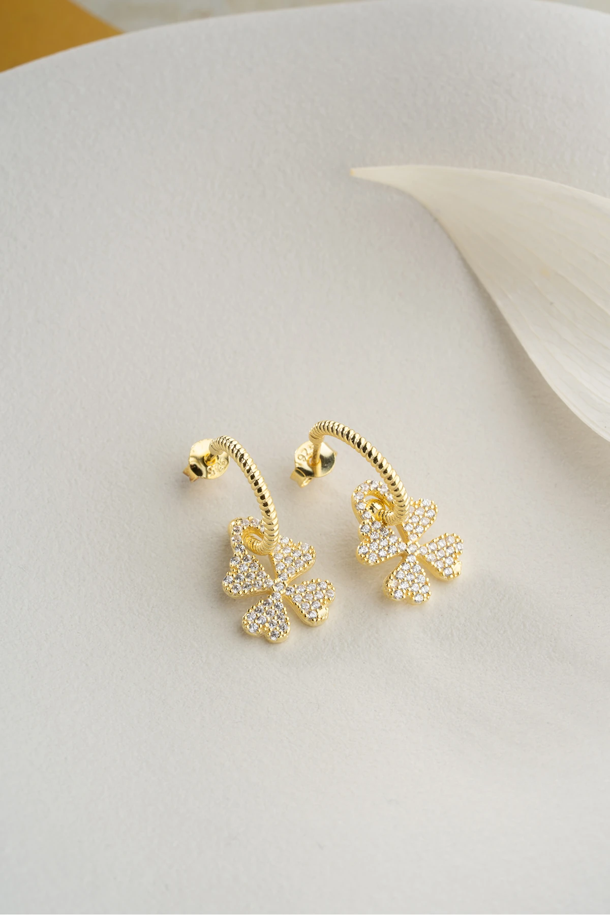 Gümüş Gold Zirkon Taşlı Yonca Küpe