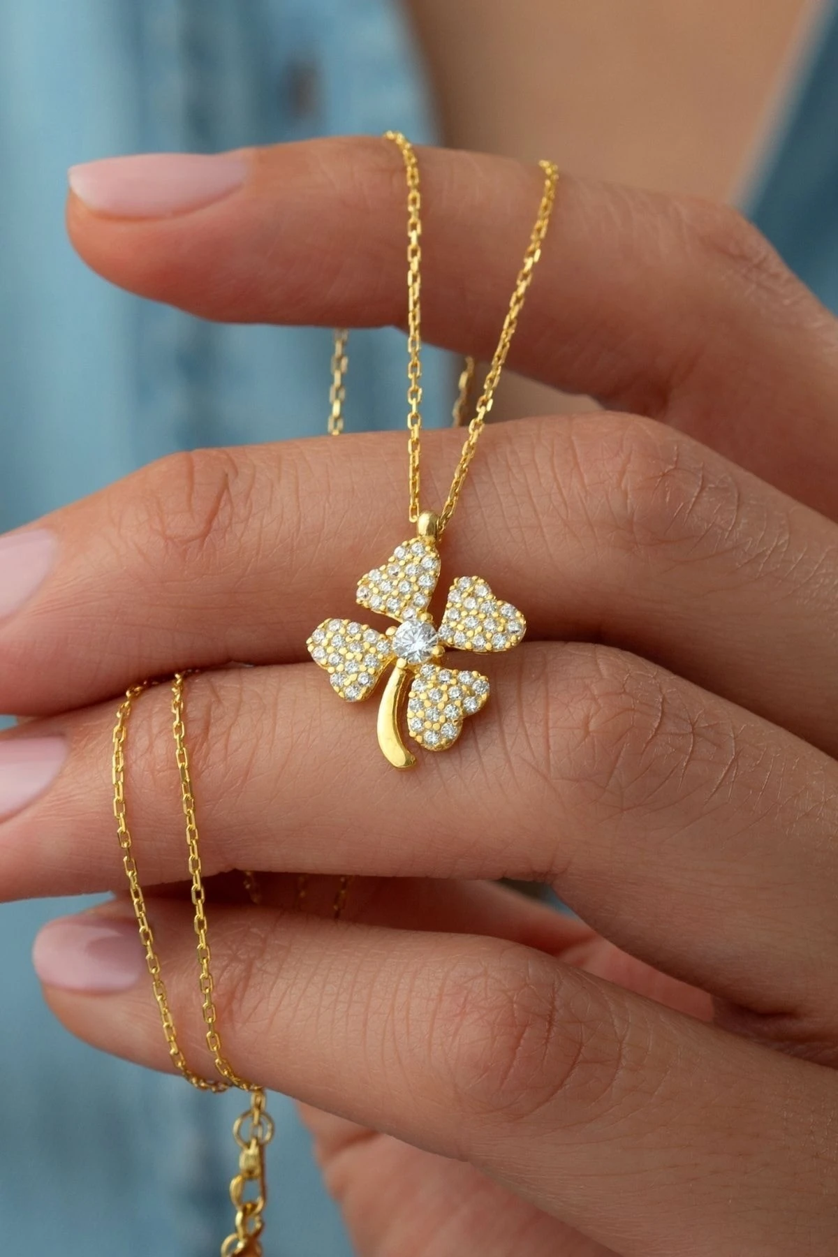 Gümüş Tek Taşlı Yonca Kolye