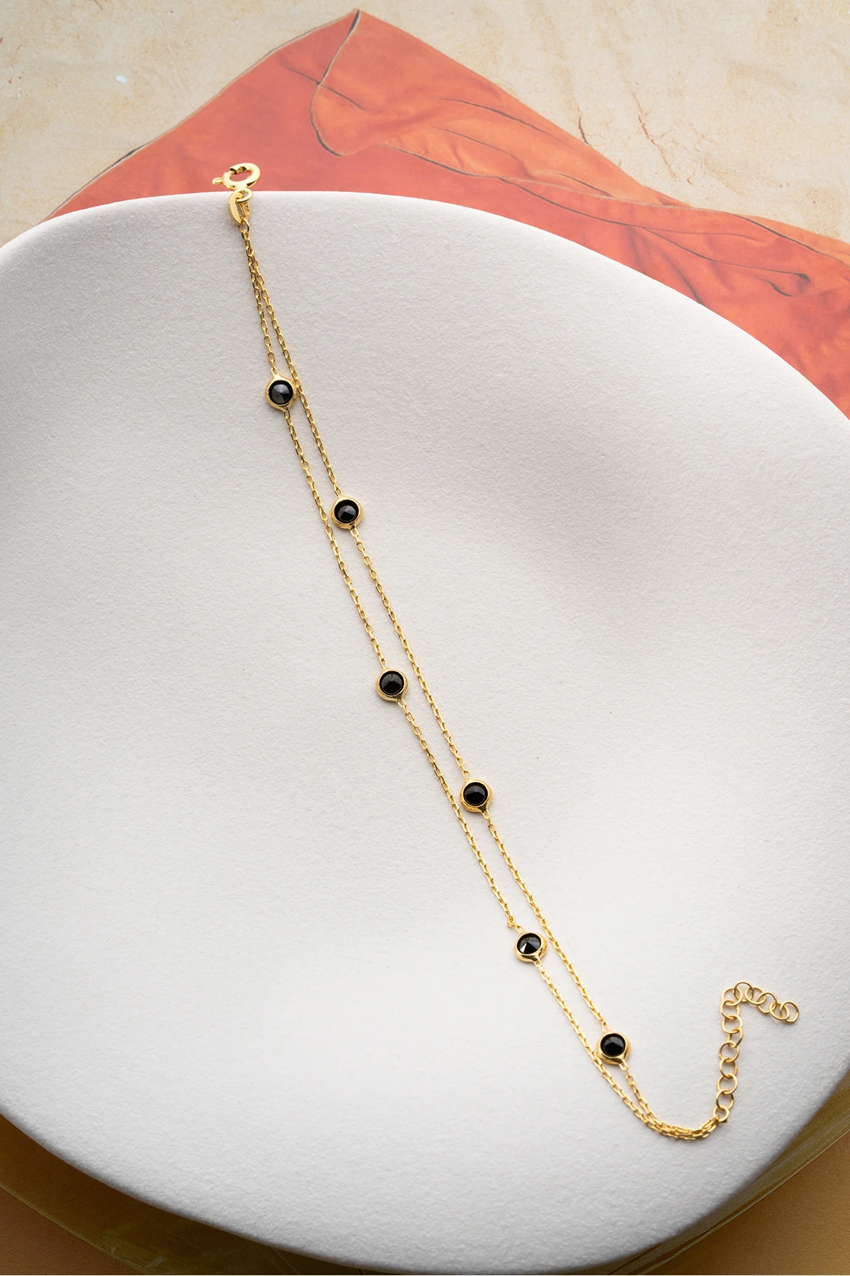 Gümüş Siyah Taşlı Bileklik