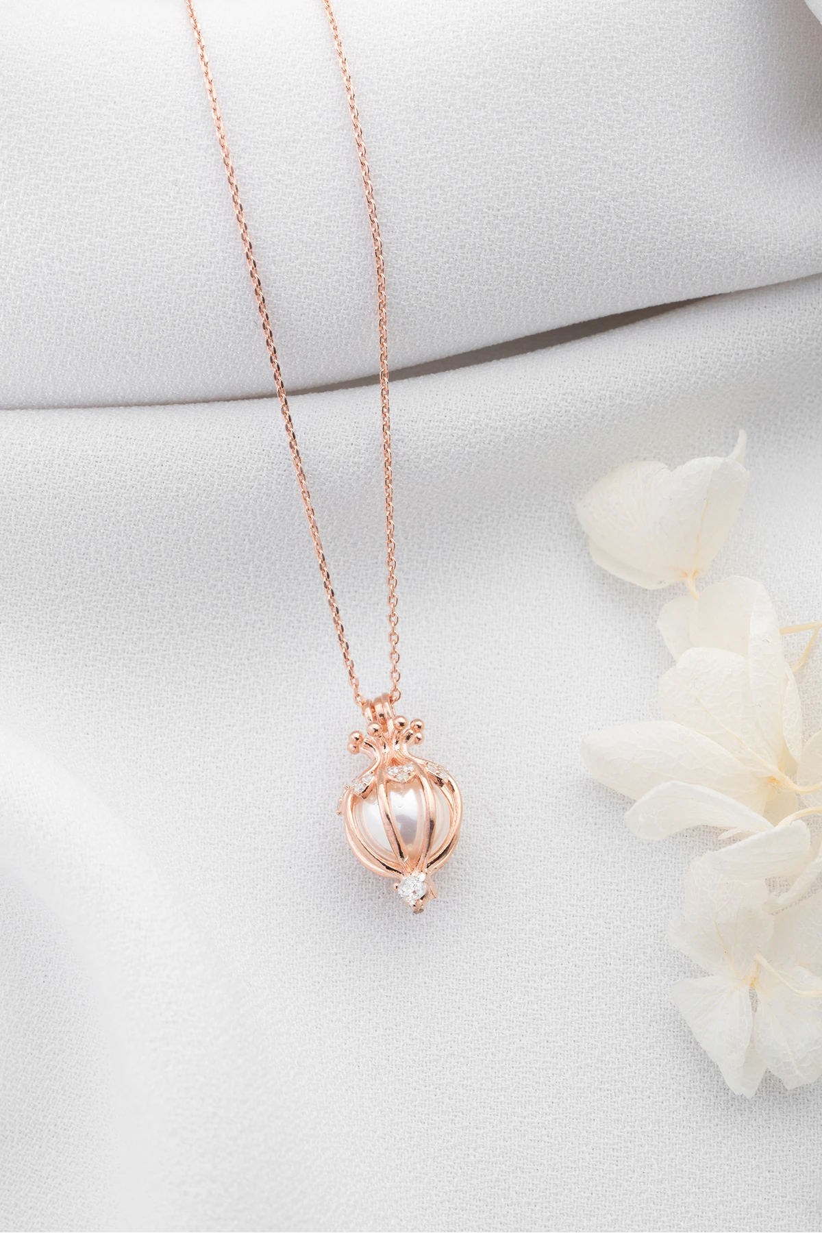 Gümüş Saklı İnci Kolye