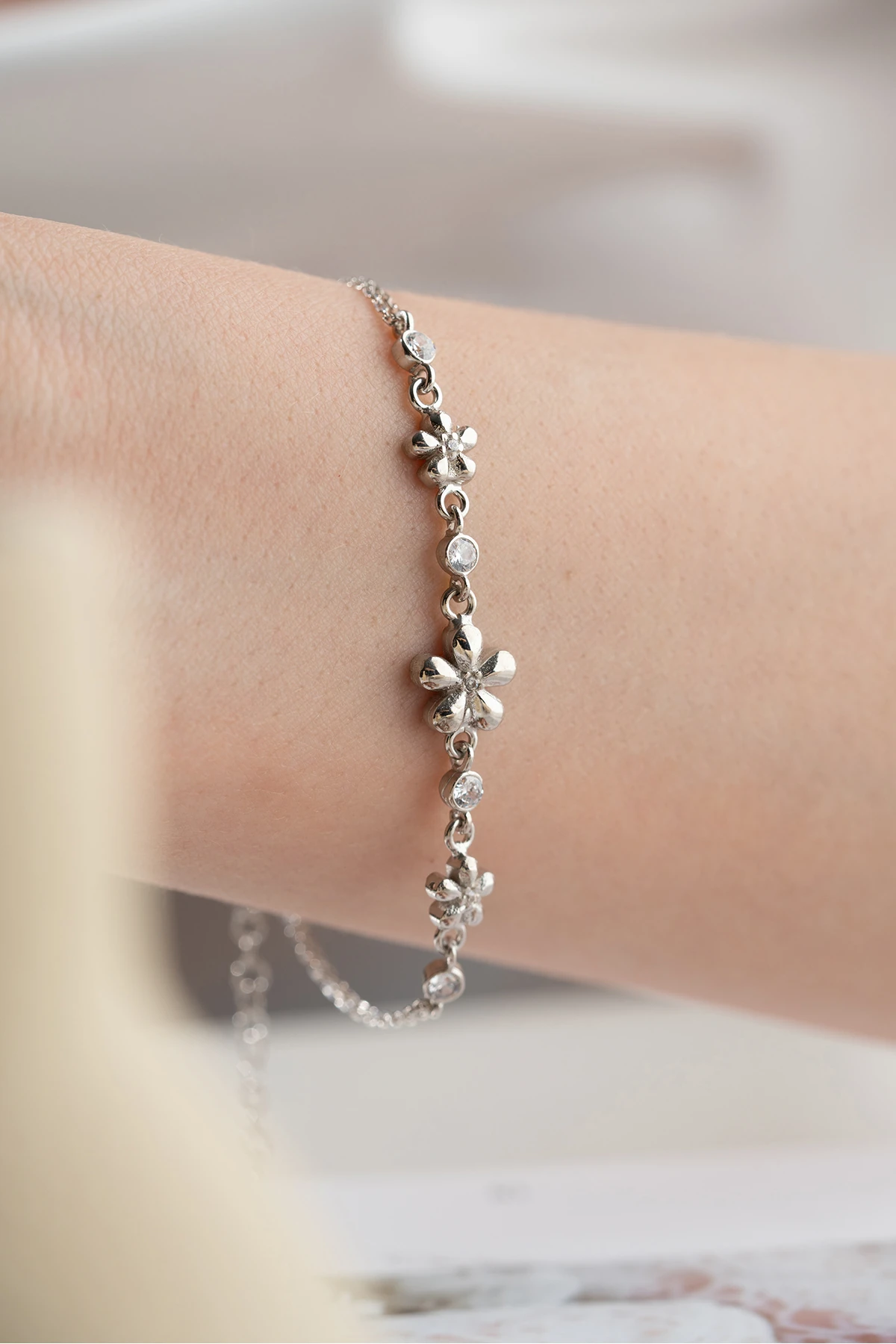 Gümüş Çiçek Bileklik