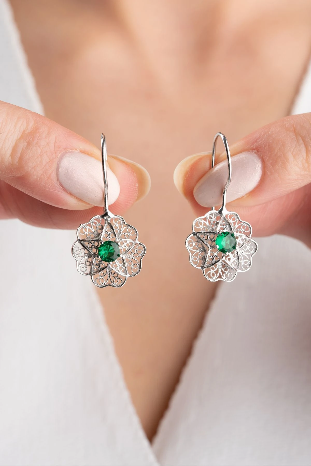 Gümüş Telkari İşlemeli Sallantılı Küpe