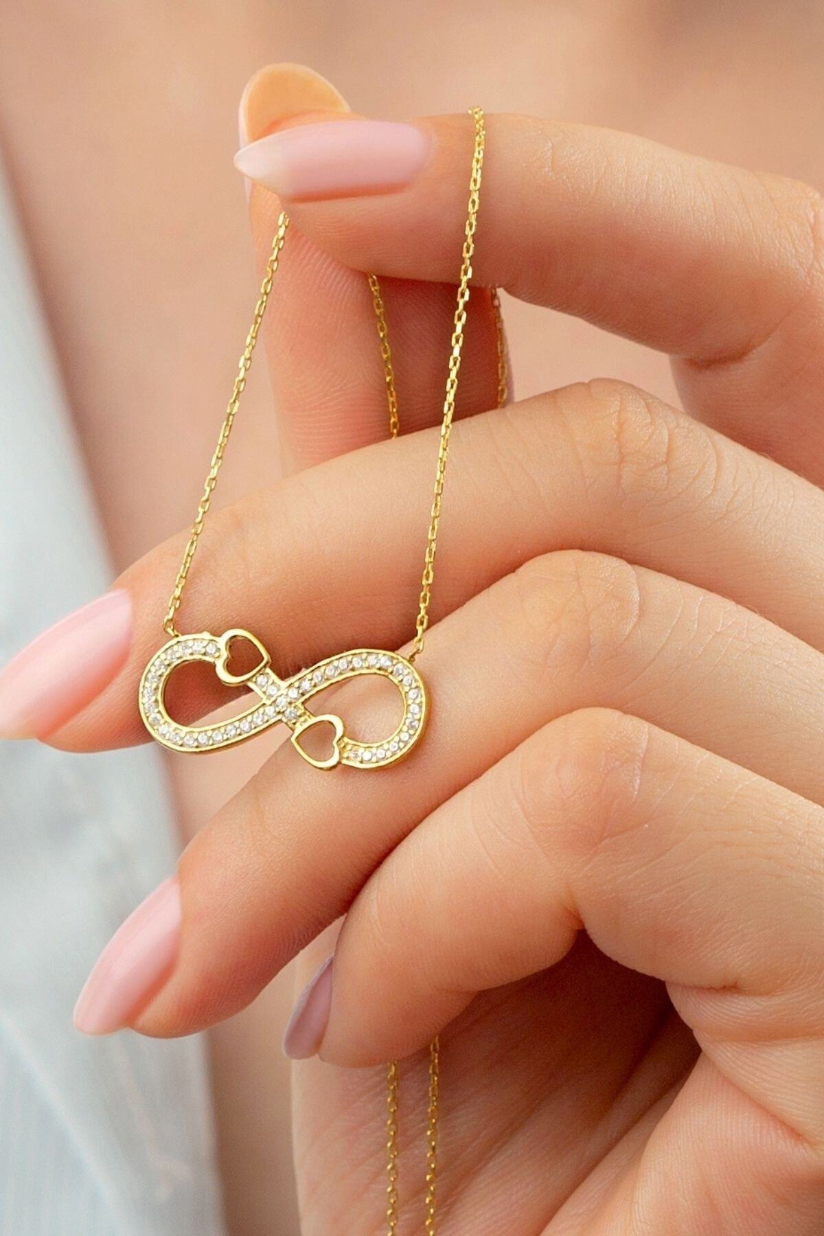 Gümüş Sonsuzluk Kalpli Kolye