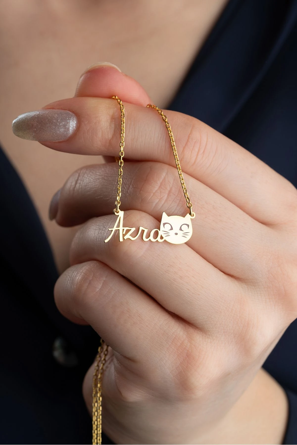 Gümüş İsimli Kedi Kolye