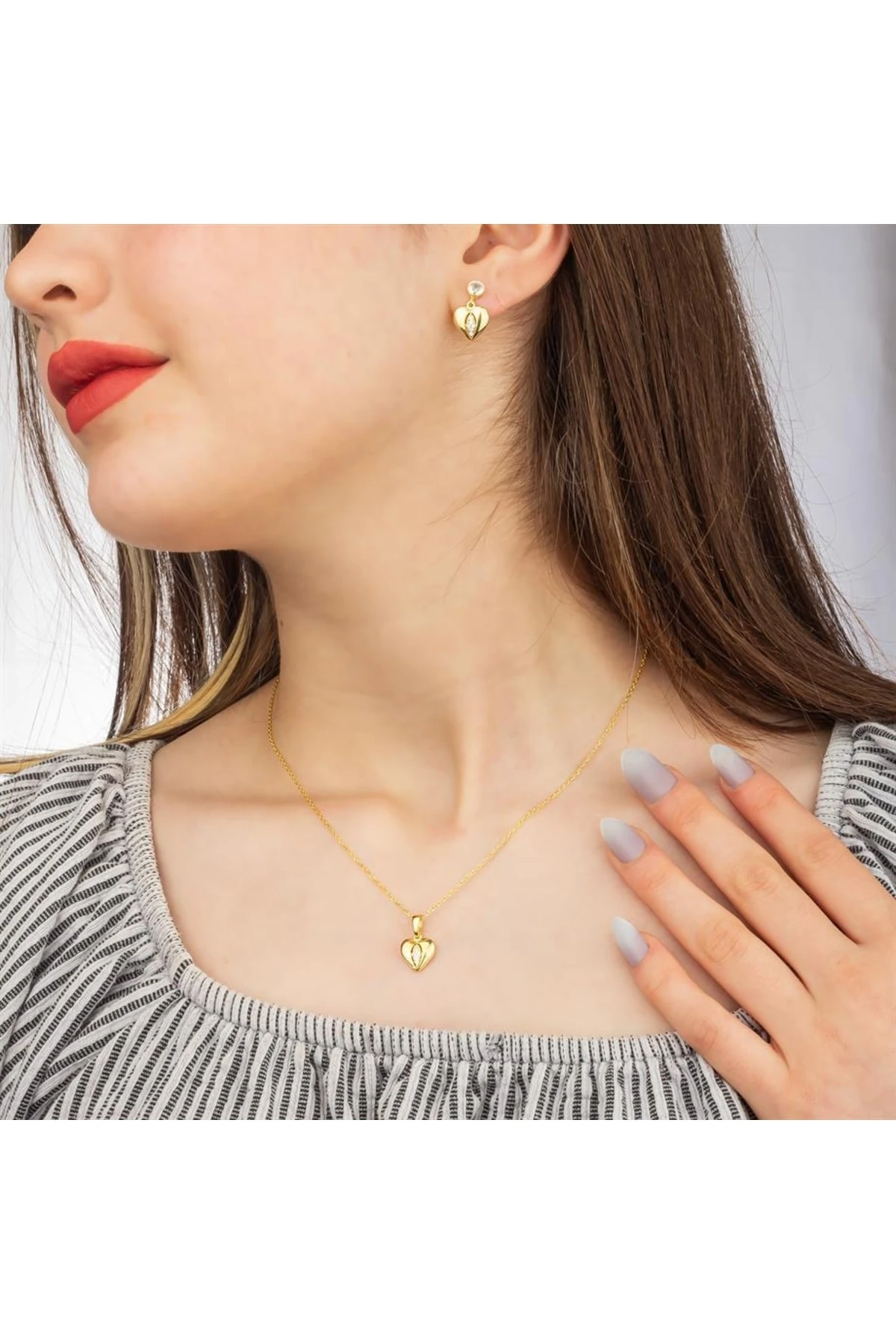 Gümüş Kalpli Takı Seti