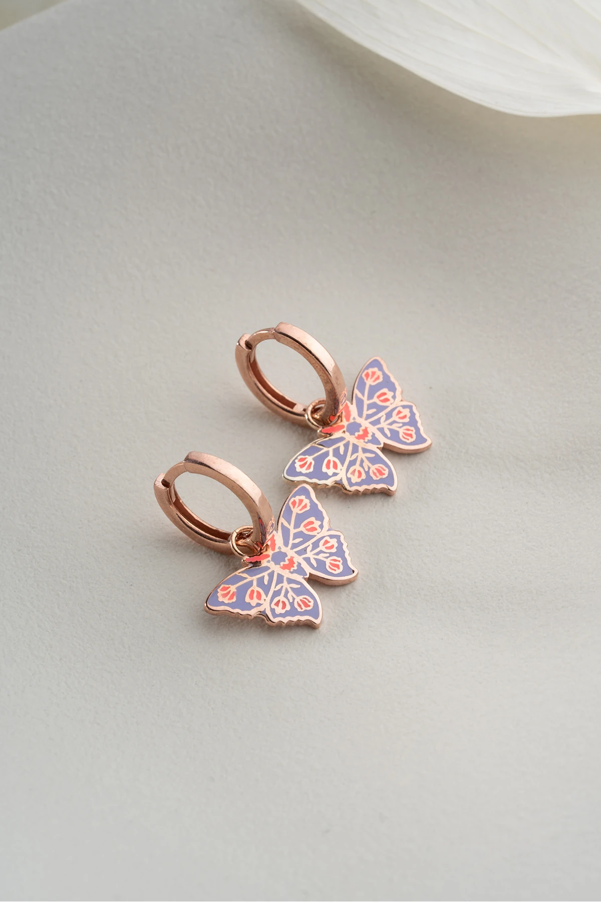 Gümüş Mineli Kelebek Küpe