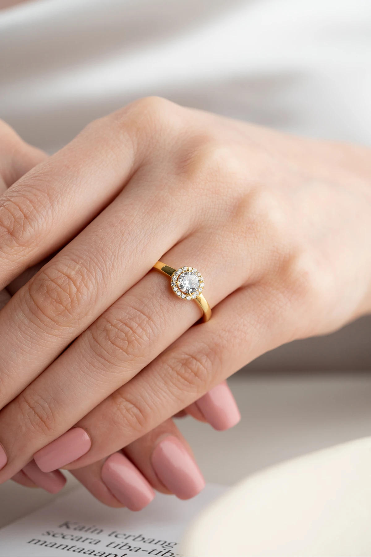 Gümüş Pırlanta Model Yüzük