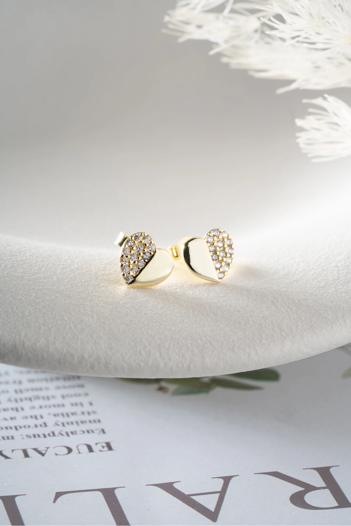 Gümüş Minik Taşlı Kalp Küpe