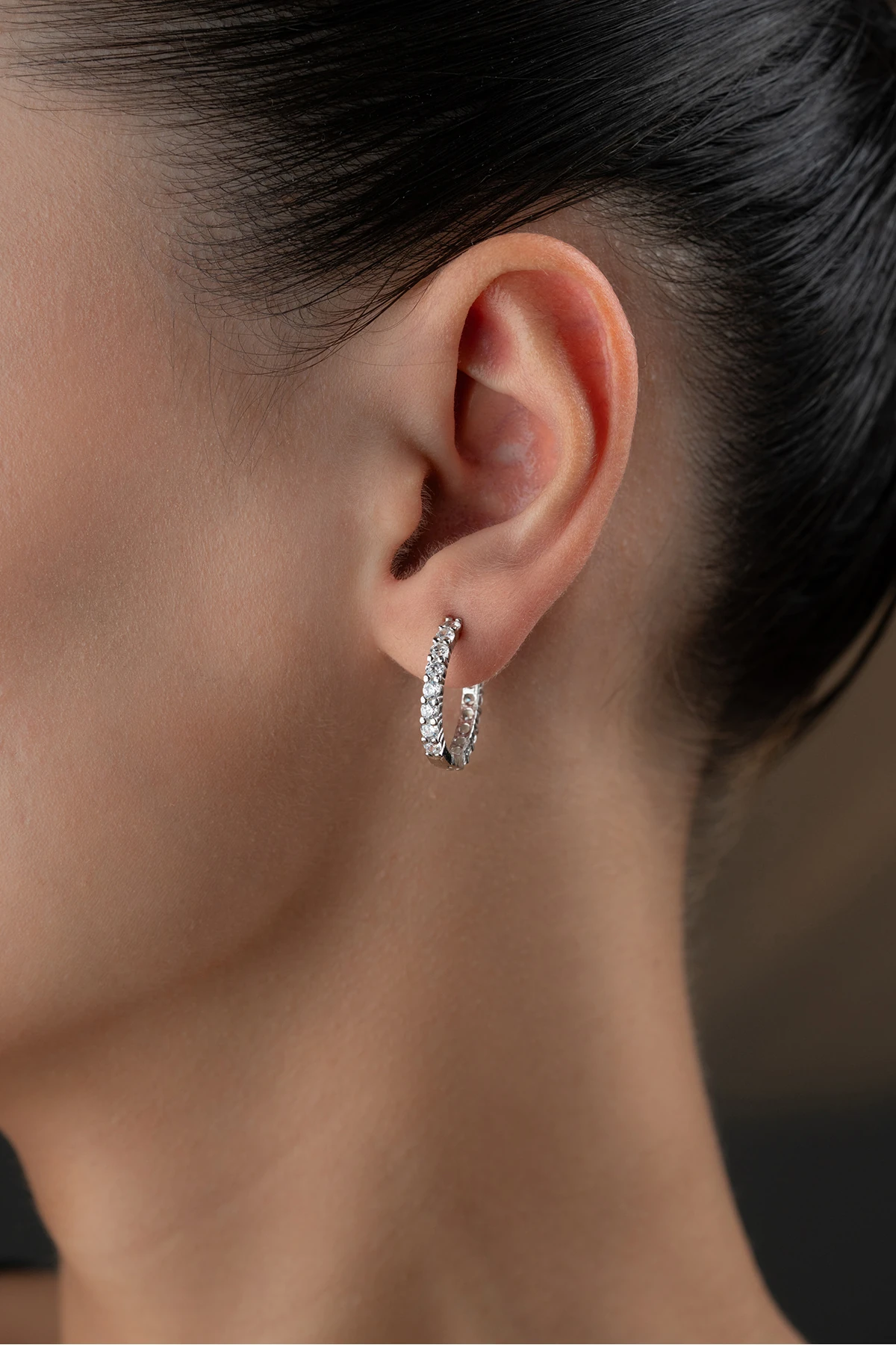 Gümüş Taşlı Halka Küpe