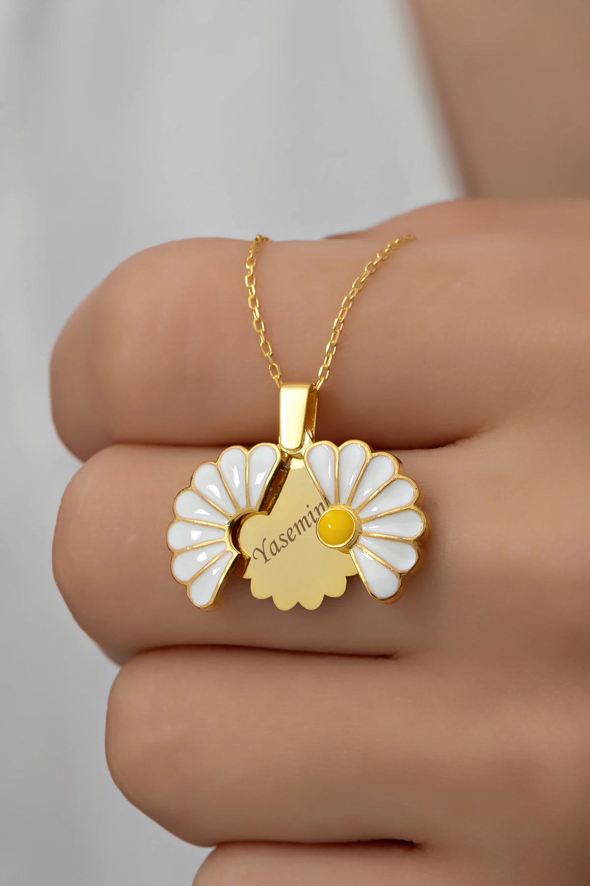 Gümüş Isimli Açılan Papatya Kolye