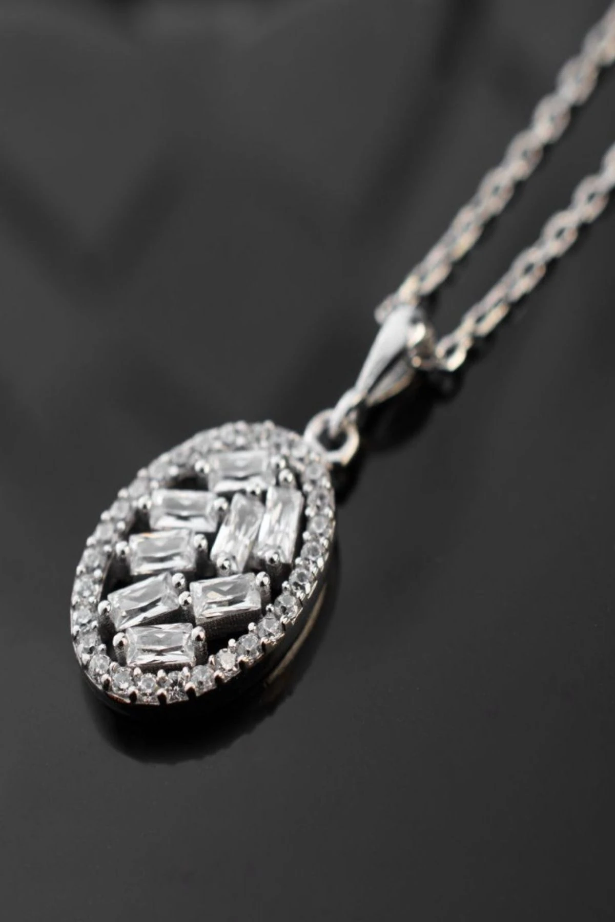 Gümüş Baget Taşlı Kolye