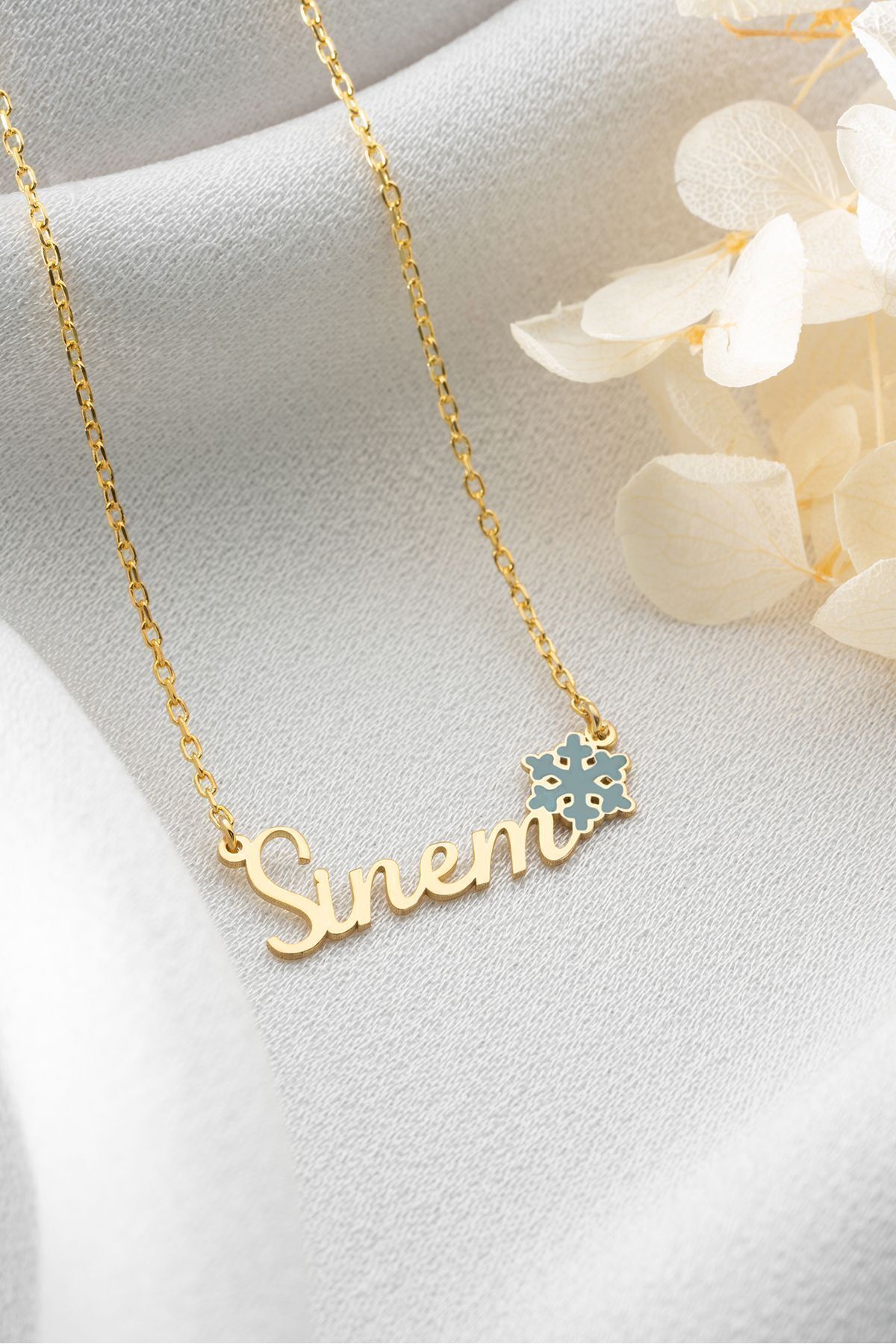 Gümüş İsimli Kartanesi Kolye