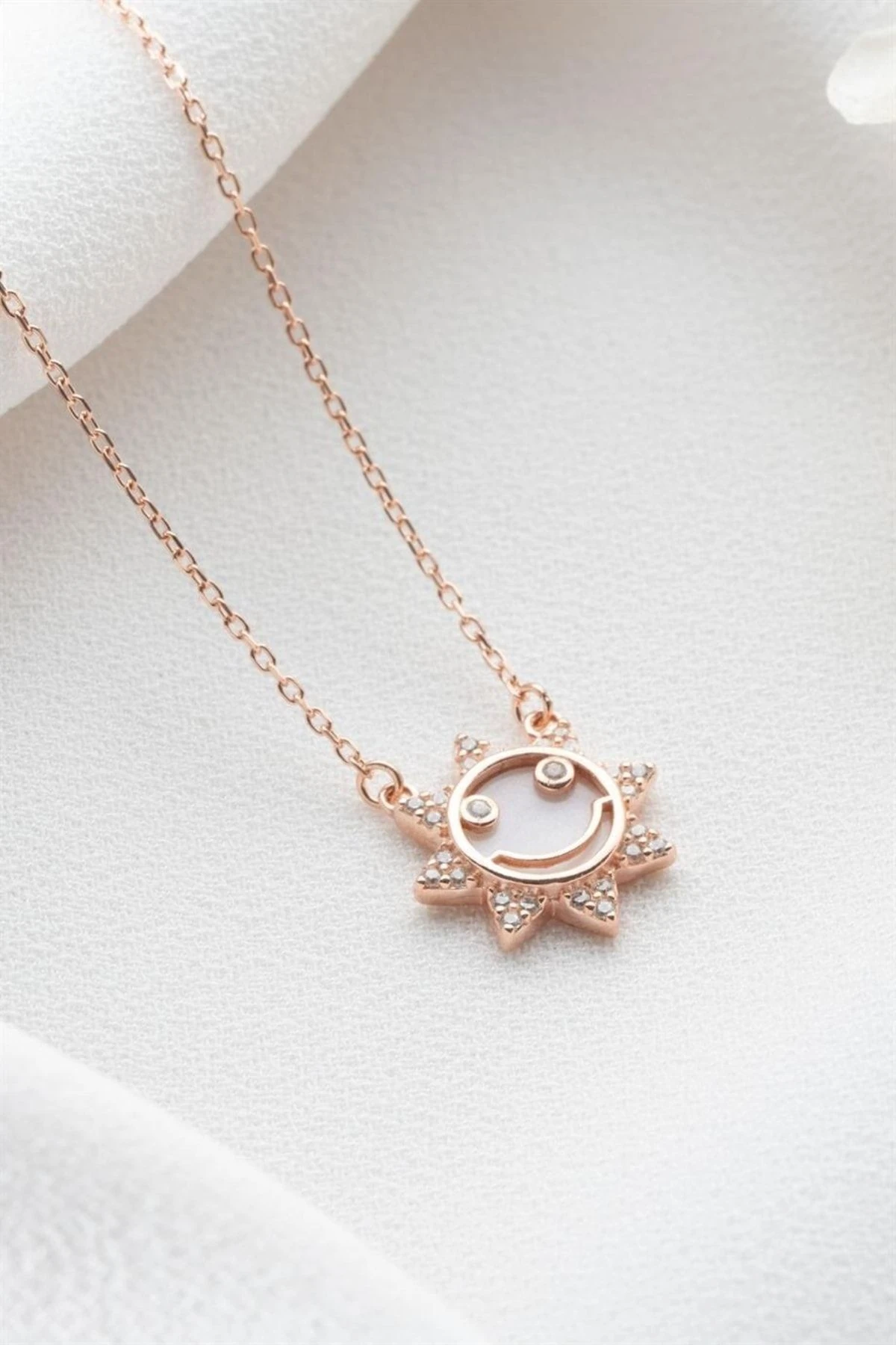 Gümüş Güneş Kolye
