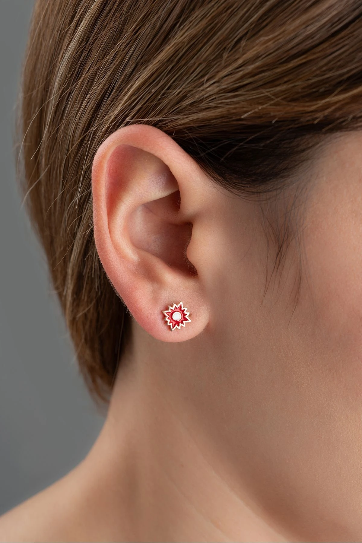 Gümüş Yıldız Minik Çivili Küpe