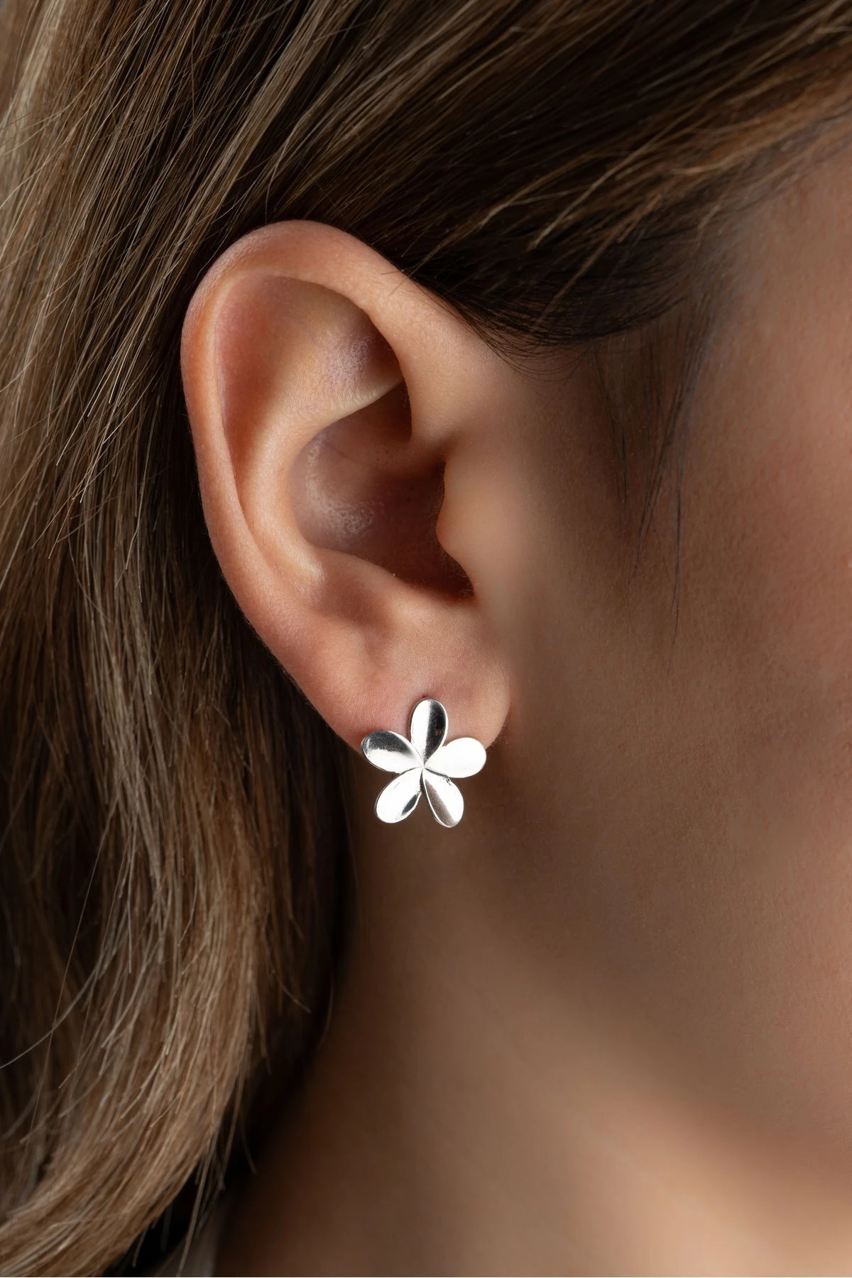 Gümüş Çiçek Küpe