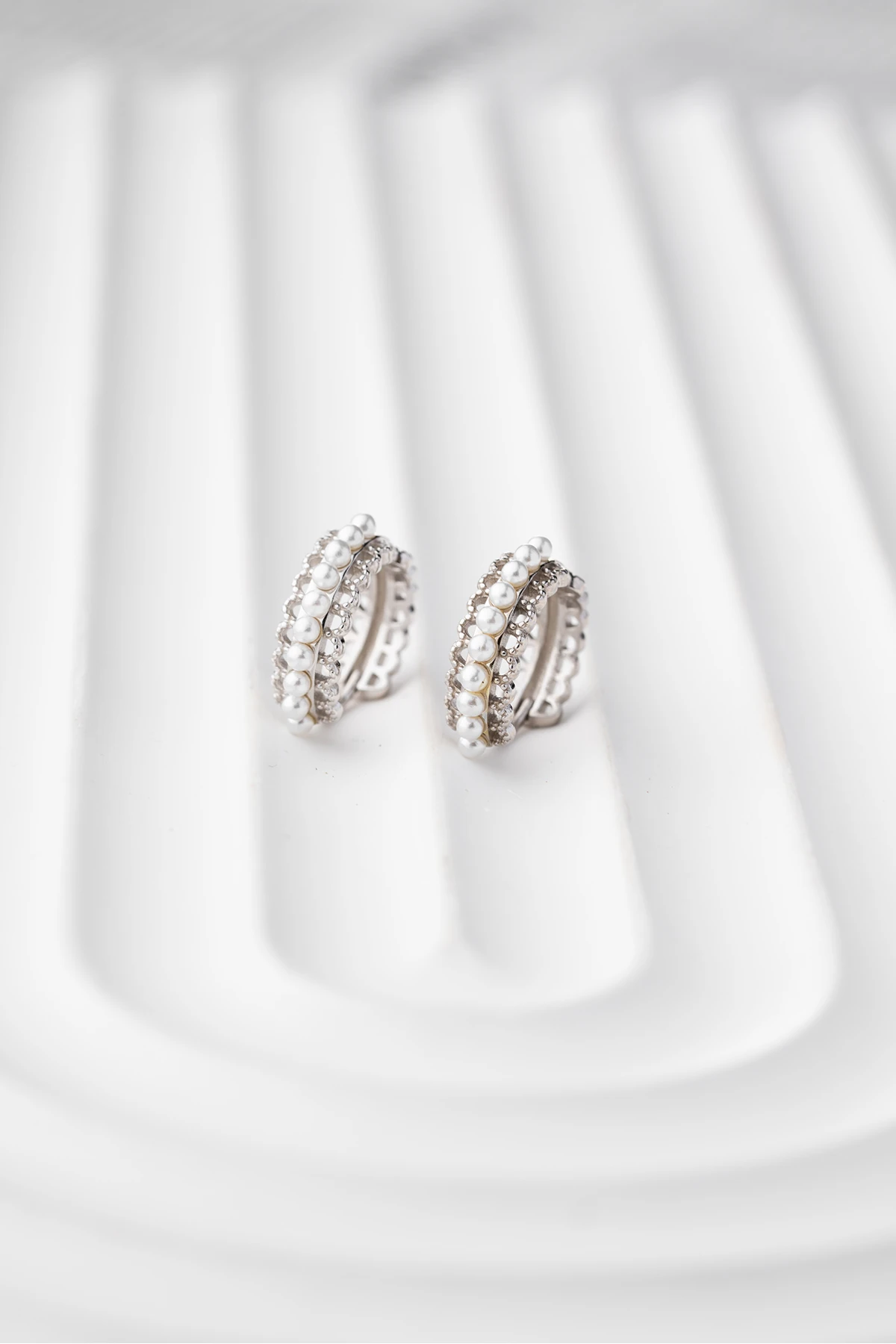 Gümüş İncili Halka Küpe