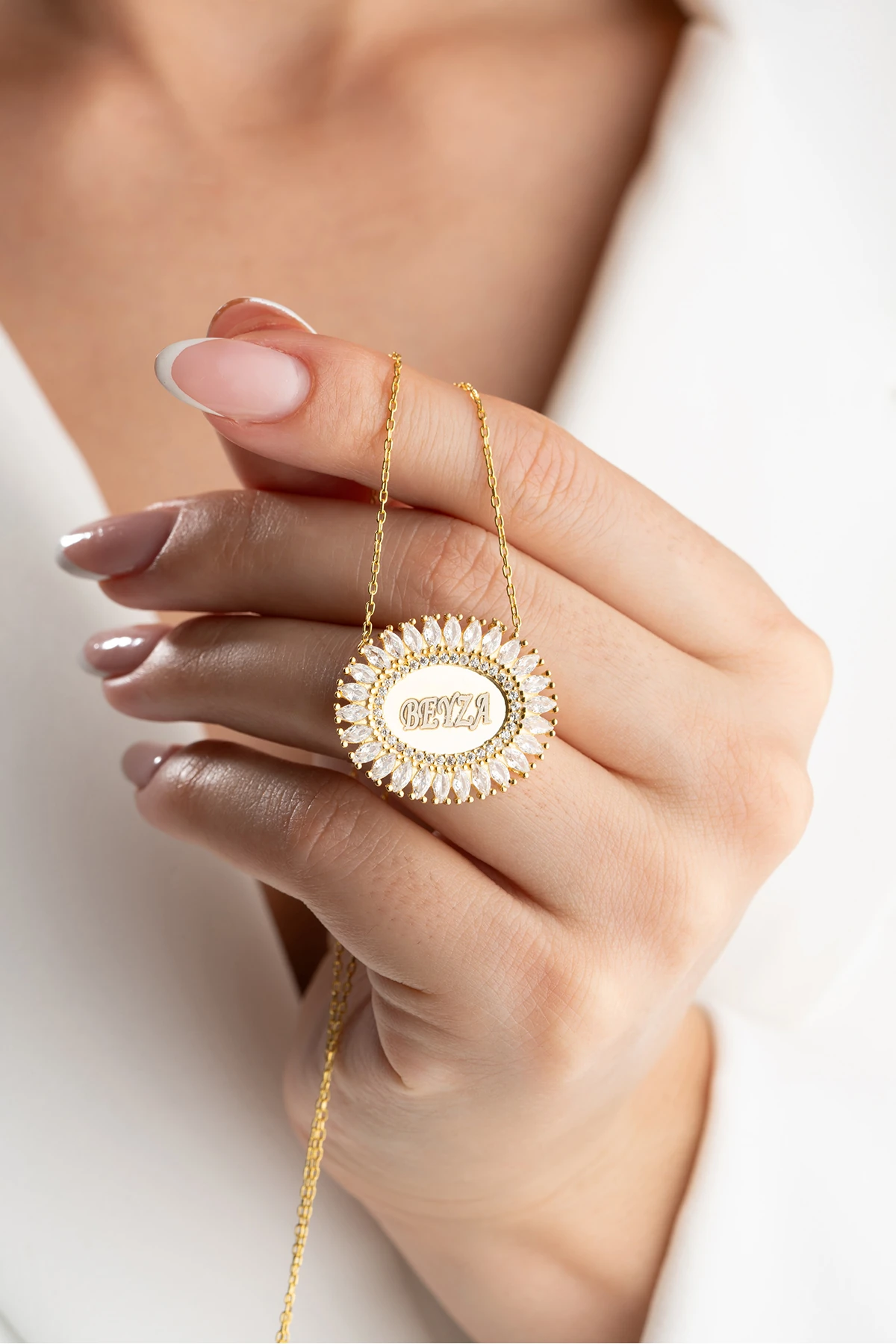 Gümüş Oval Baget İsimli Kolye