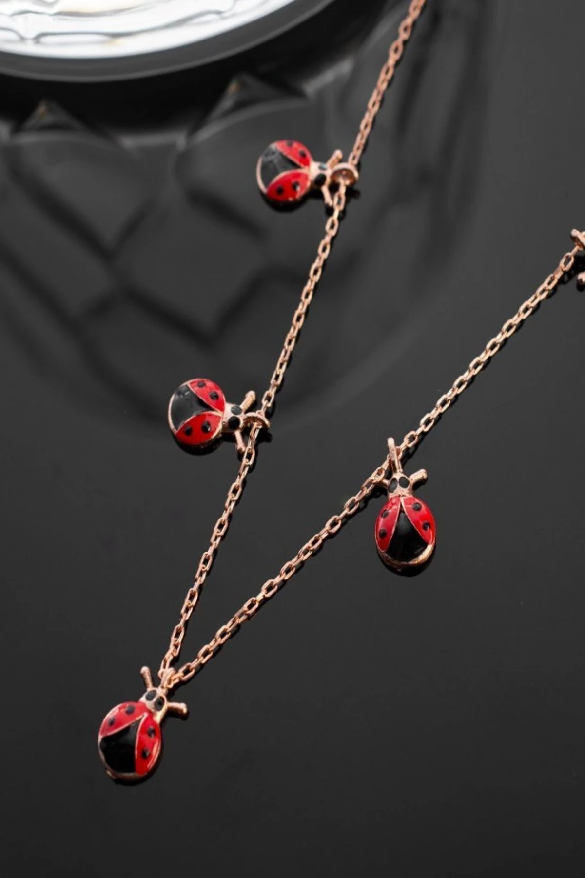 Rose Uğur Böcekli Şans Gümüş Kolye