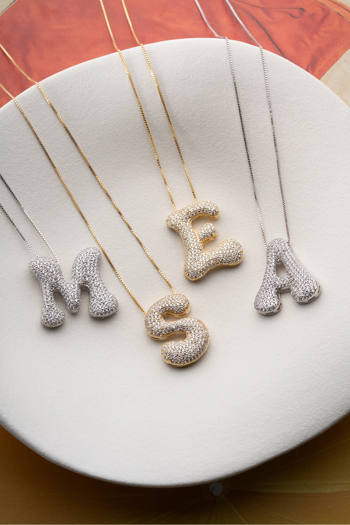 Gümüş Kişiye Özel Balon Harf Kolye