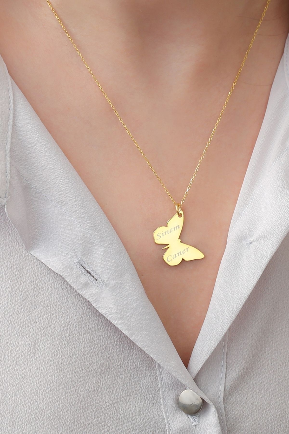 Gümüş Kişiye Özel Isimli Kelebek Kolye