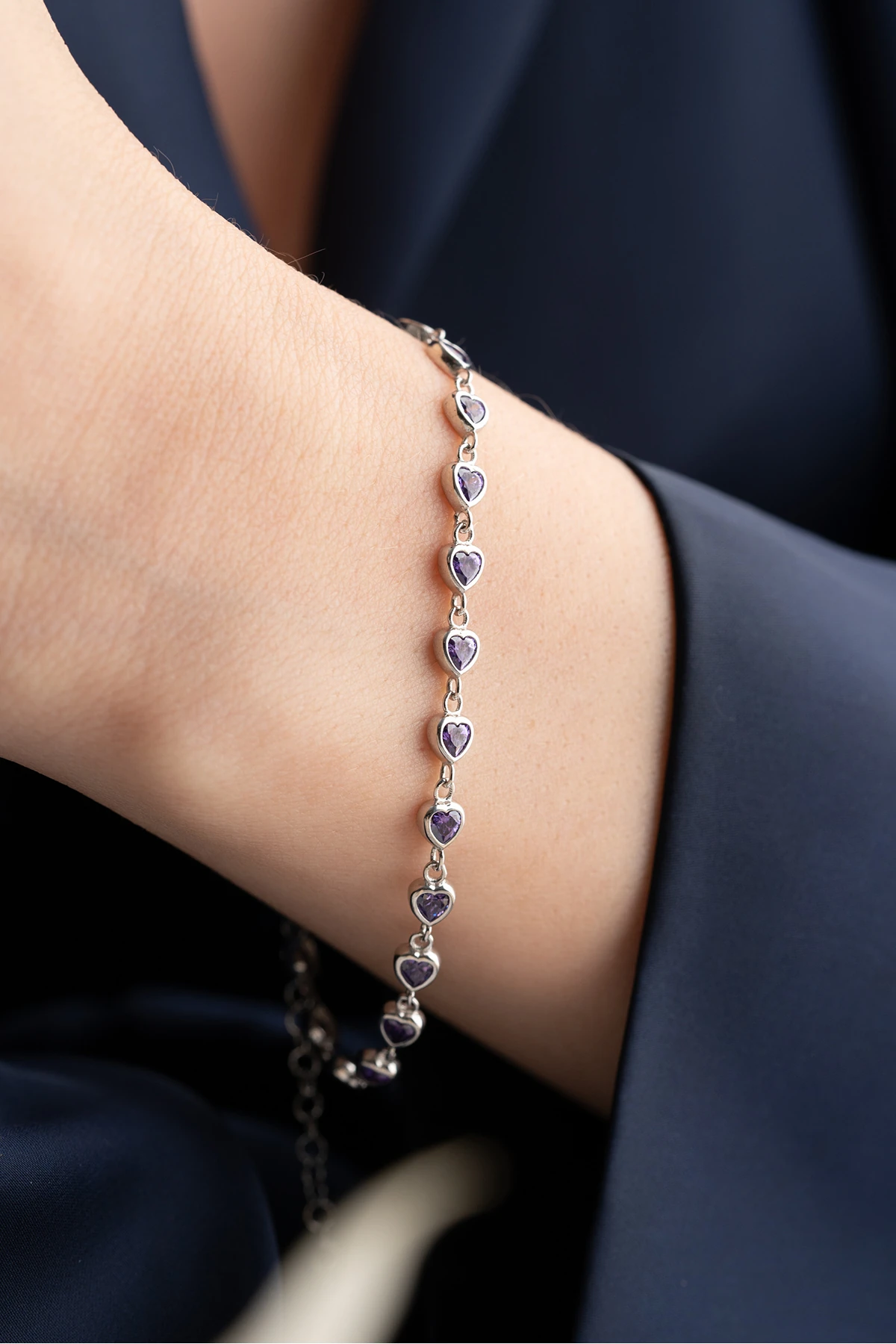 Gümüş Kalpli Mor Su Yolu Bileklik