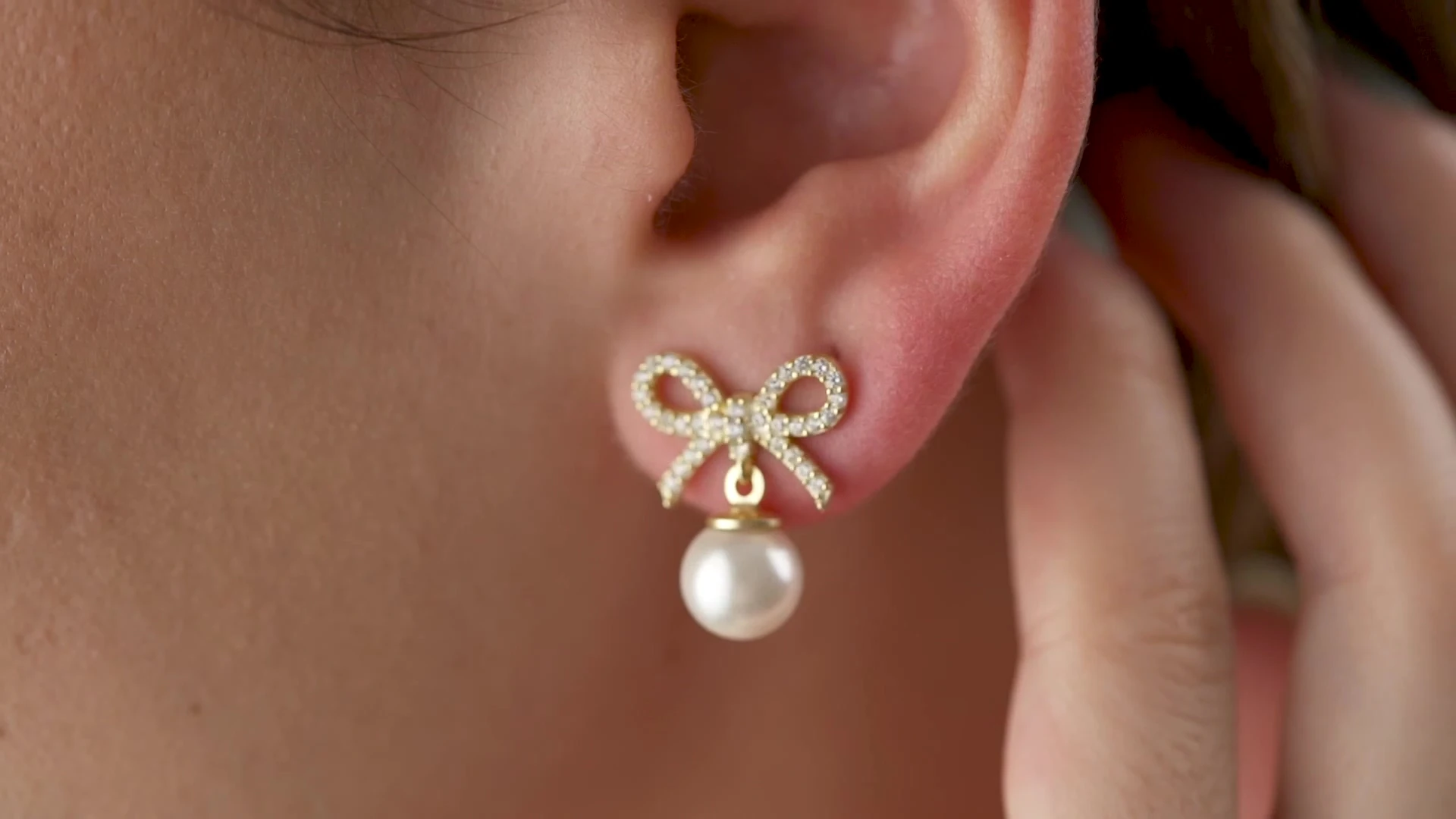 Gümüş Fiyonklu İnci Küpe