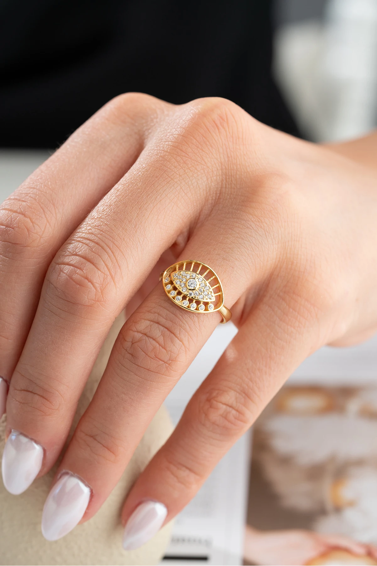 Gümüş Ayarlanabilir Zirkon Taşlı Göz Yüzük