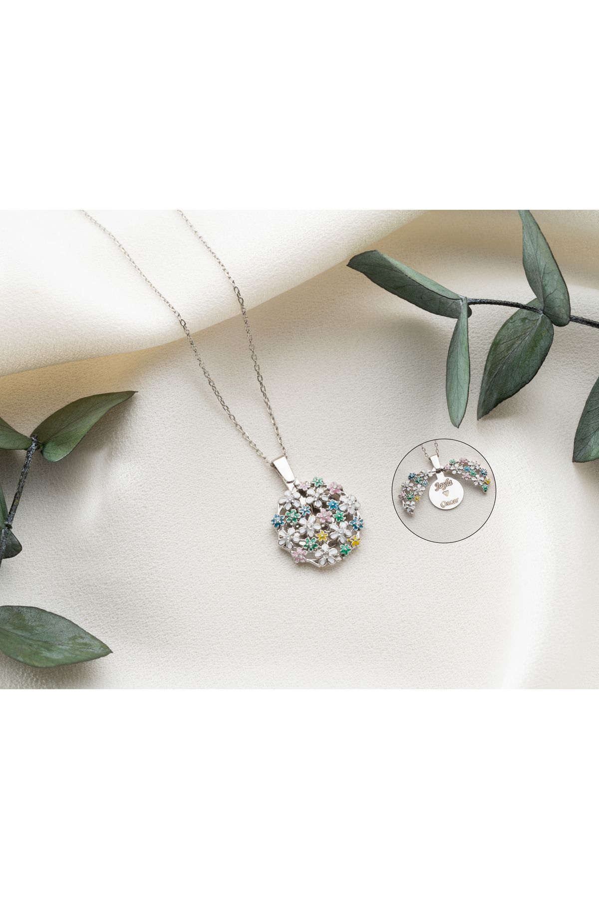 Açılabilen İsimli Çiçek Buketi Gümüş Kolye