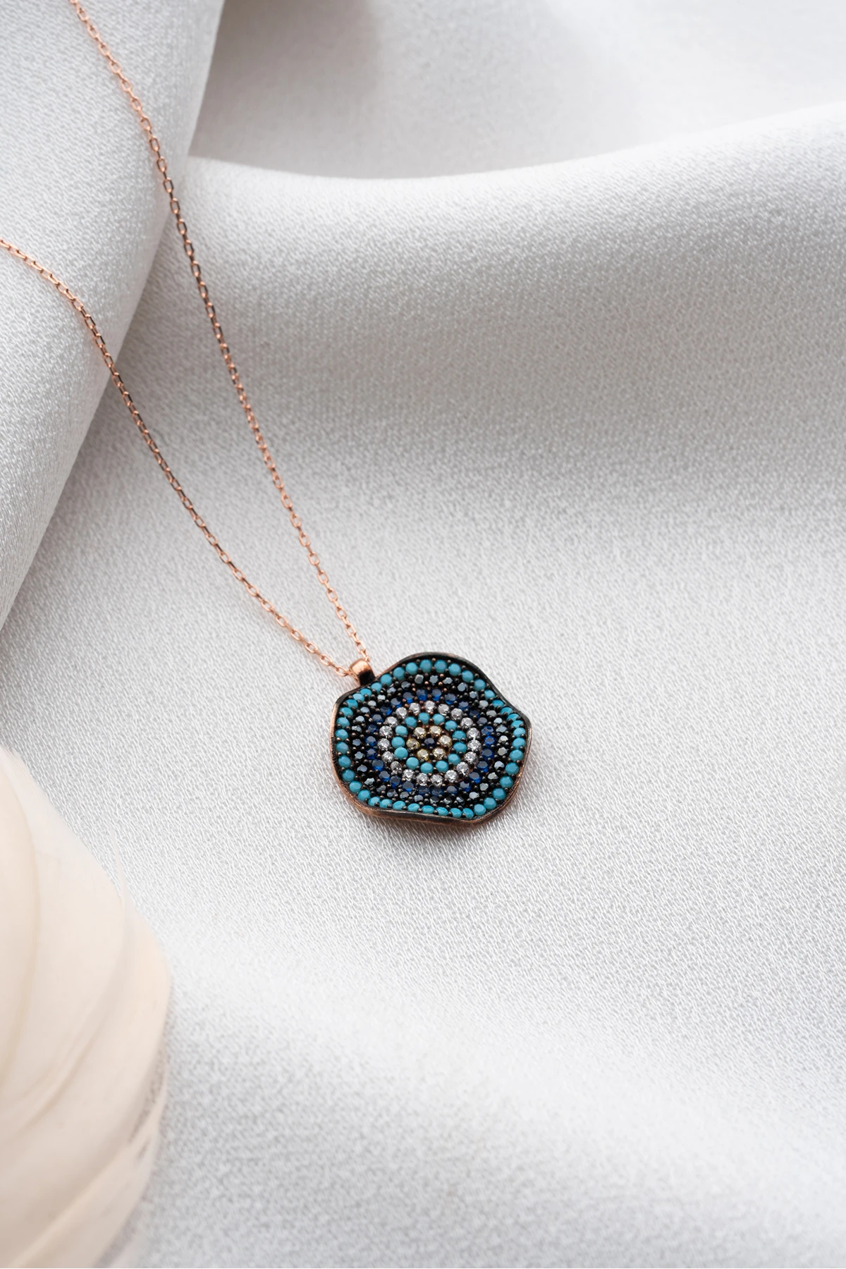 Gümüş Rose Nazarlı Kolye