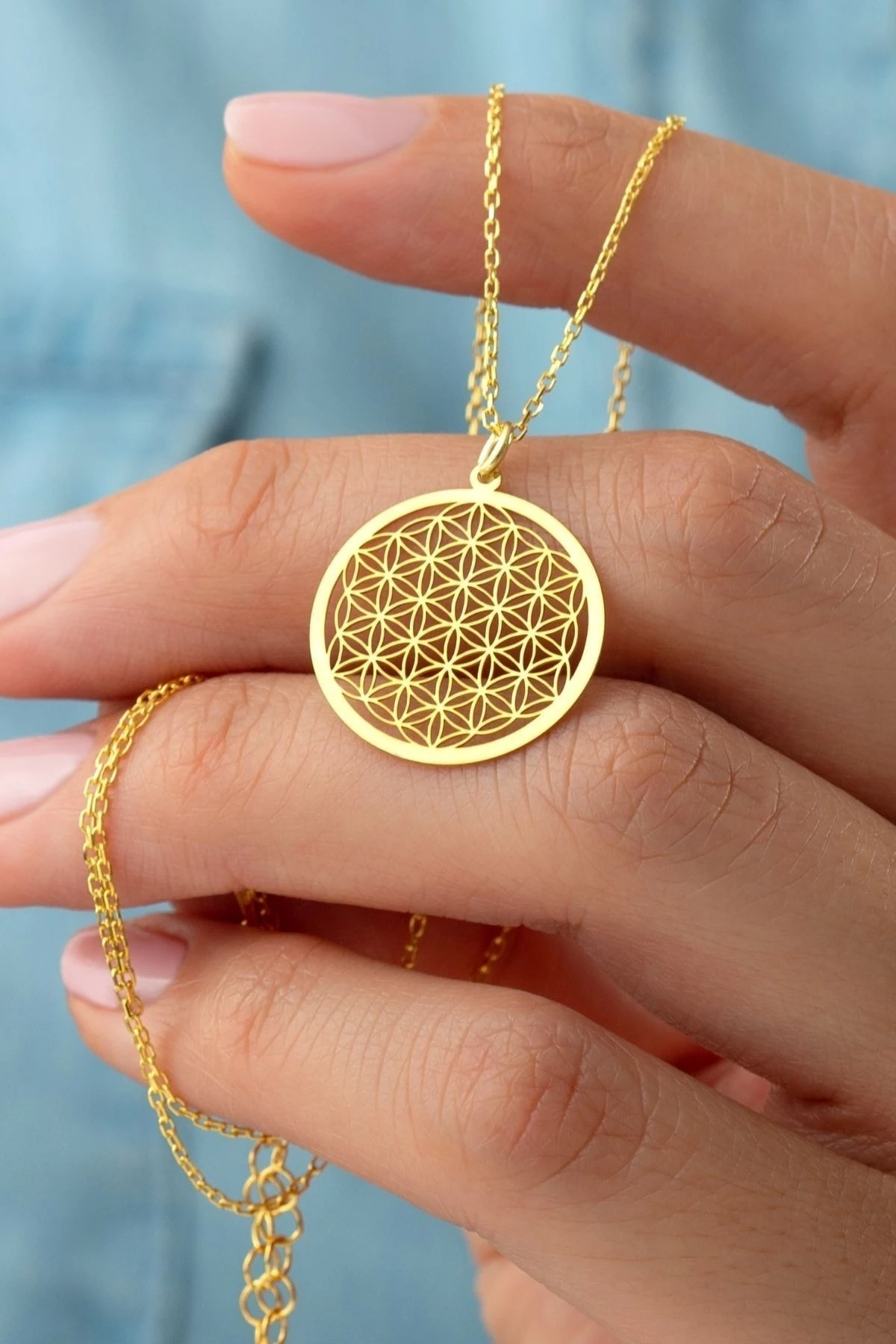 Gümüş Yaşam Çiçeği Kolye