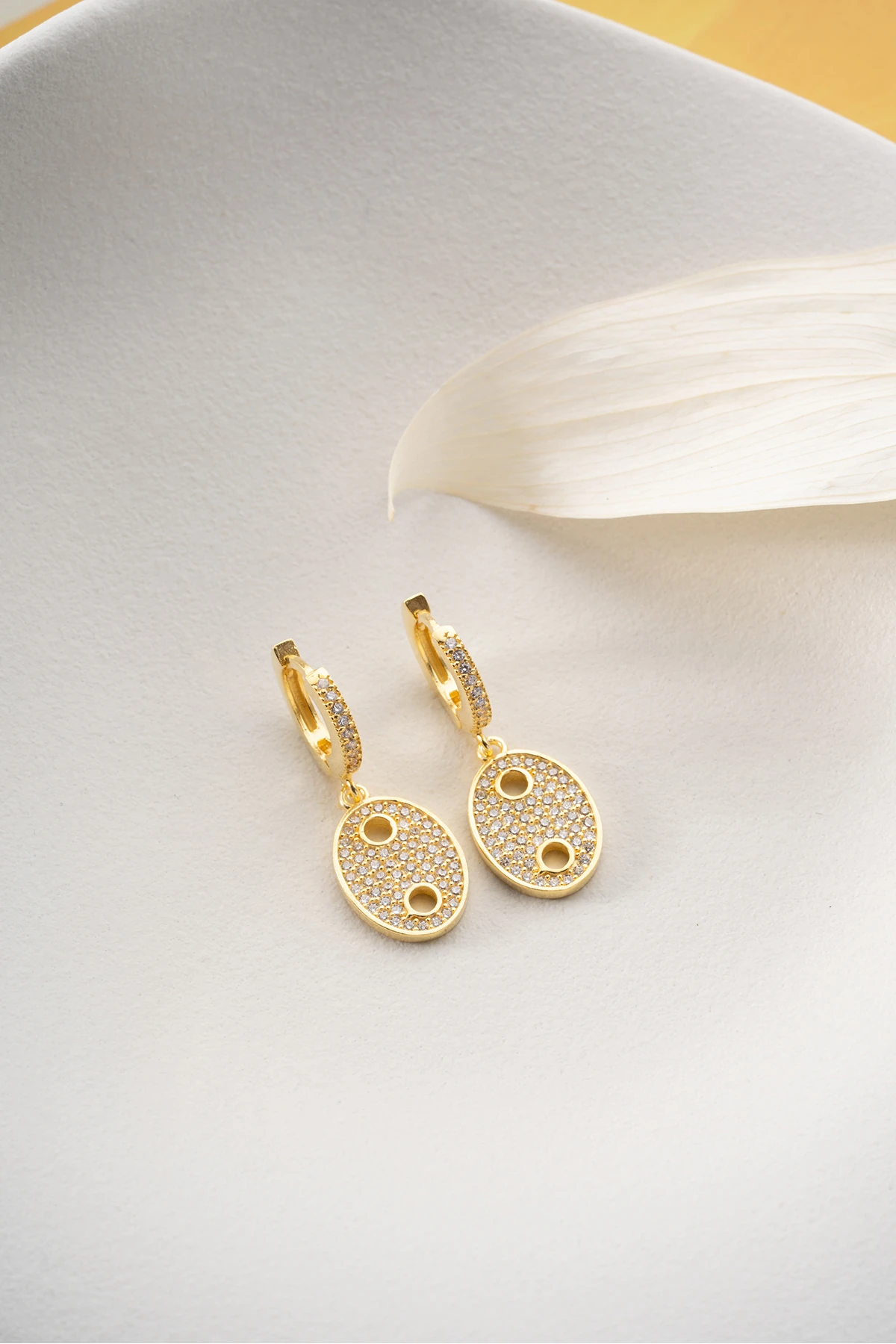 Gümüş Taşlı Düğme Modeli Küpe