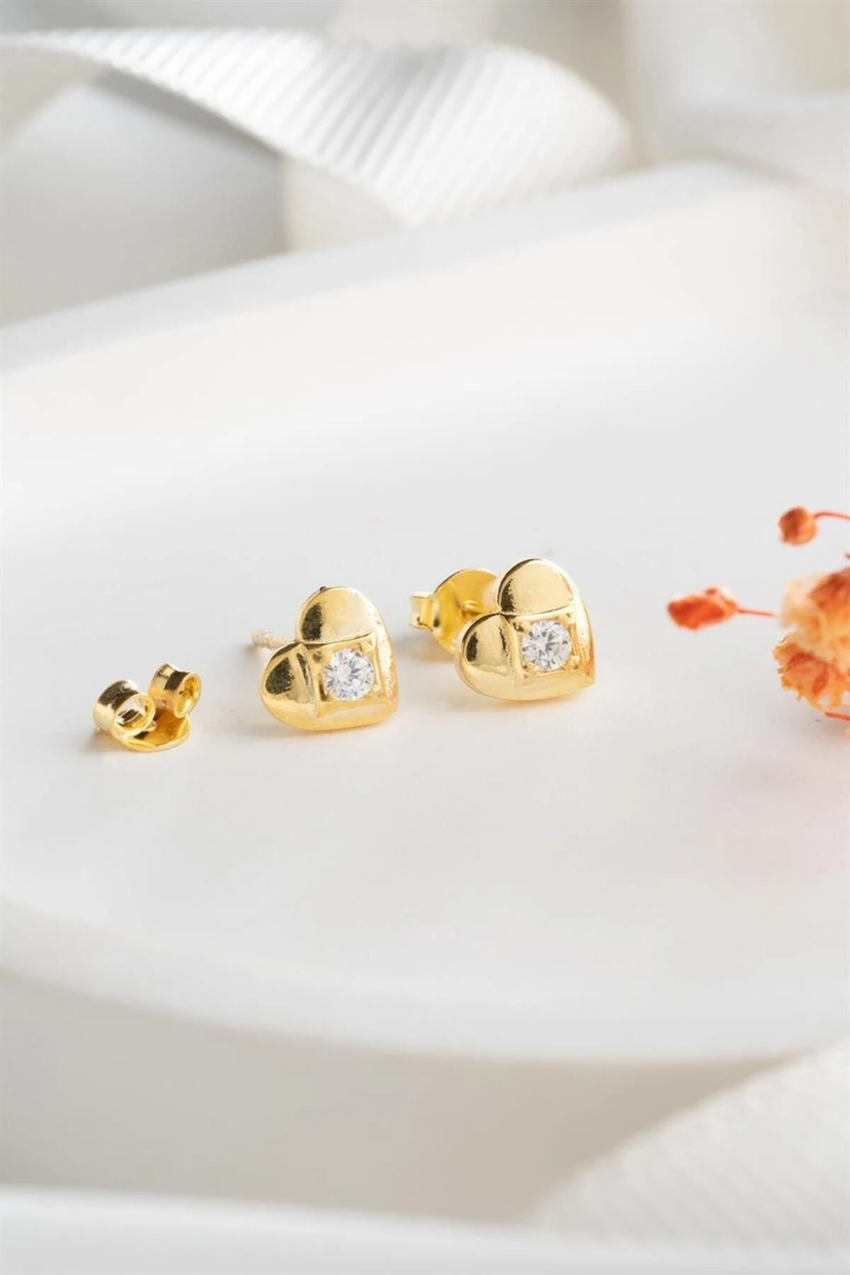 Gold Kalp Gümüş Küpe