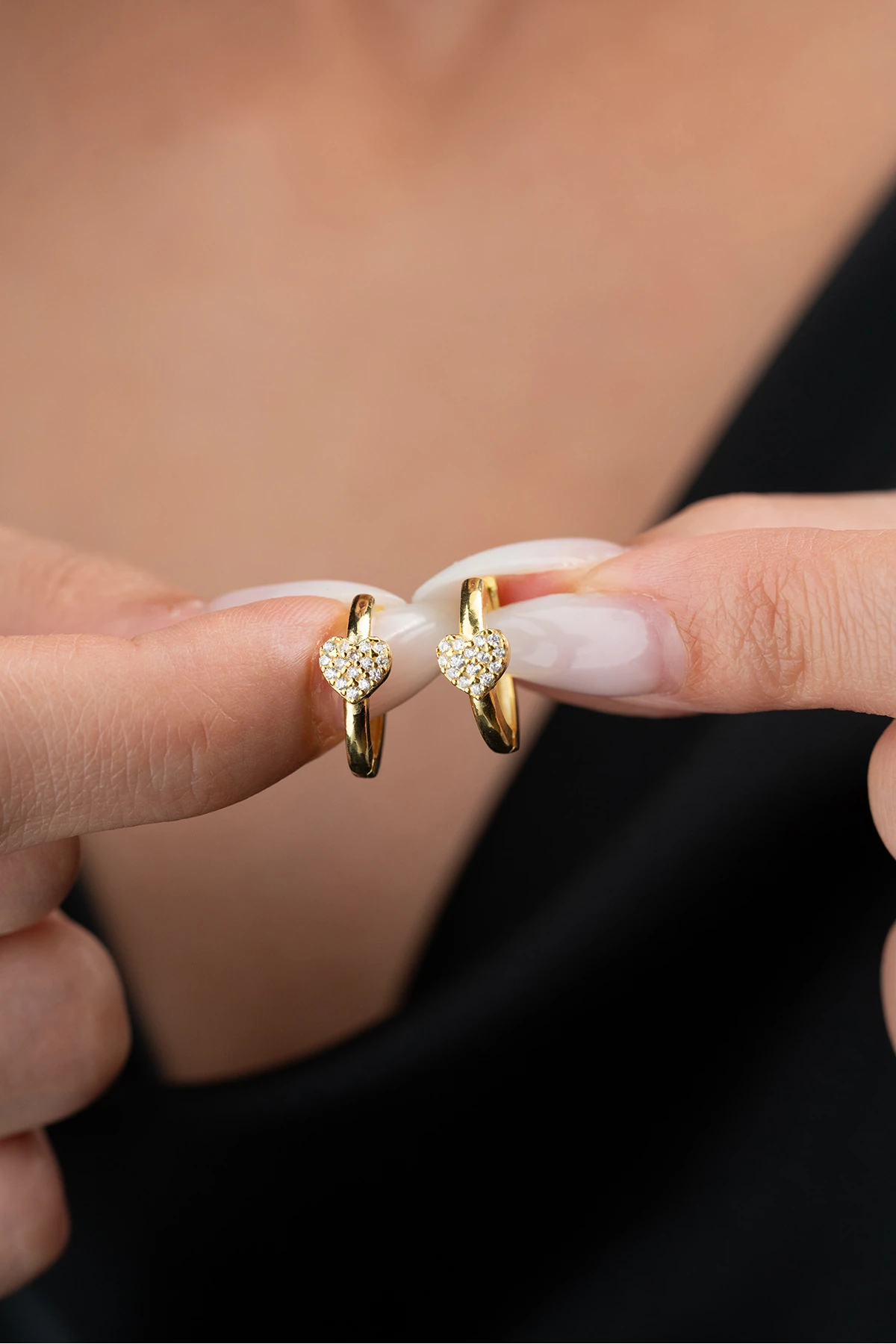 Gümüş Kalpli Halka Küpe