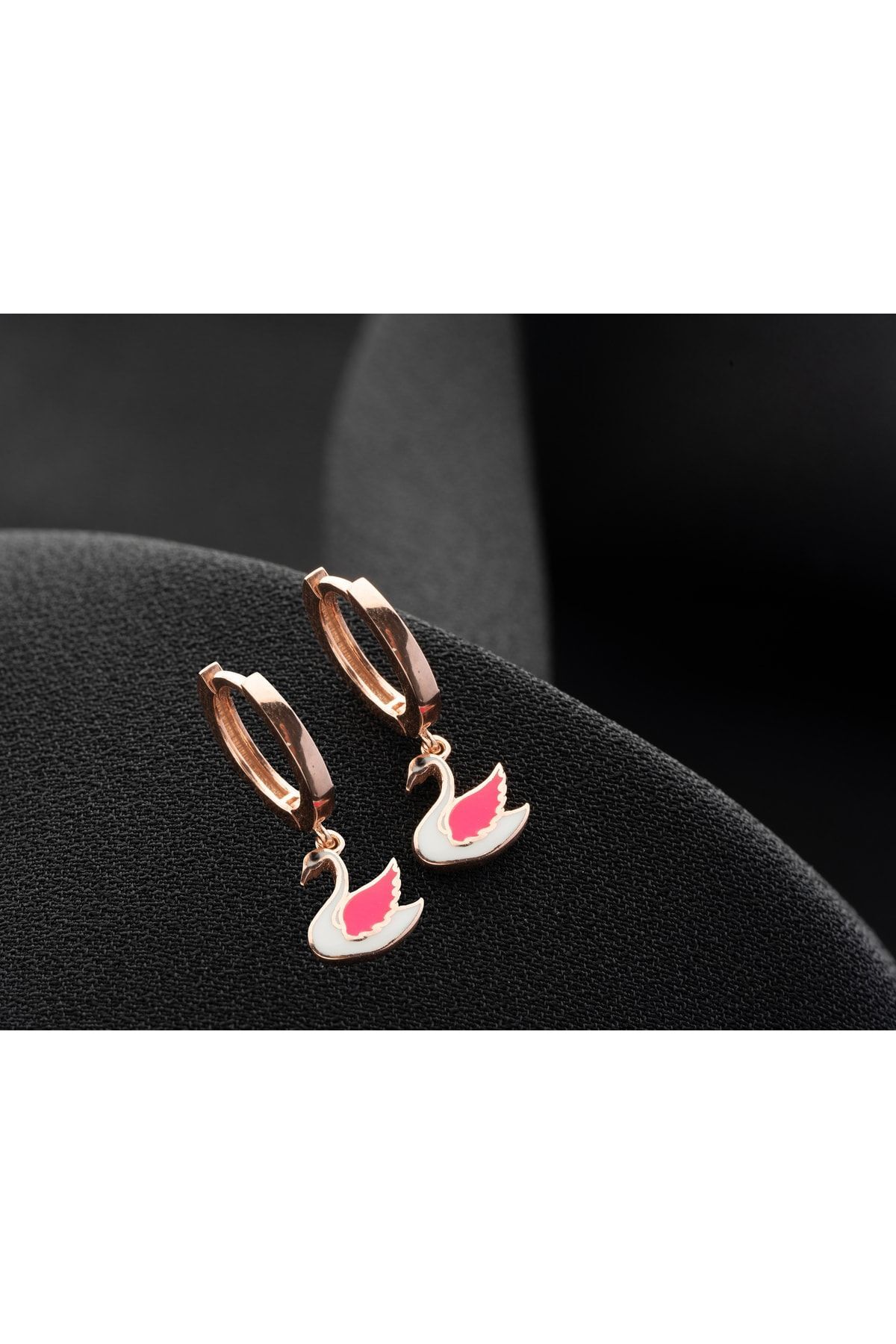 Gümüş Kuğu Çocuk Küpesi