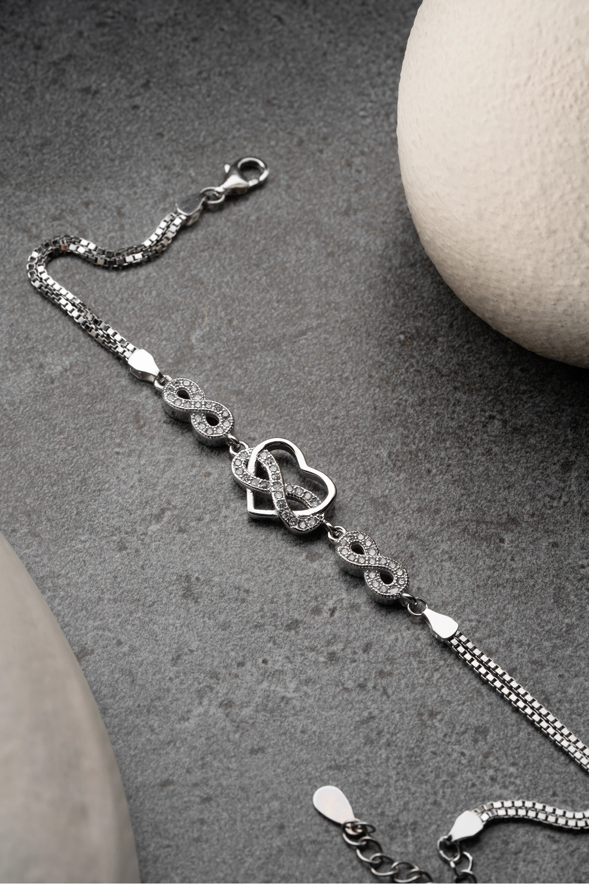 Gümüş Sonsuzluklu Kalp Bileklik